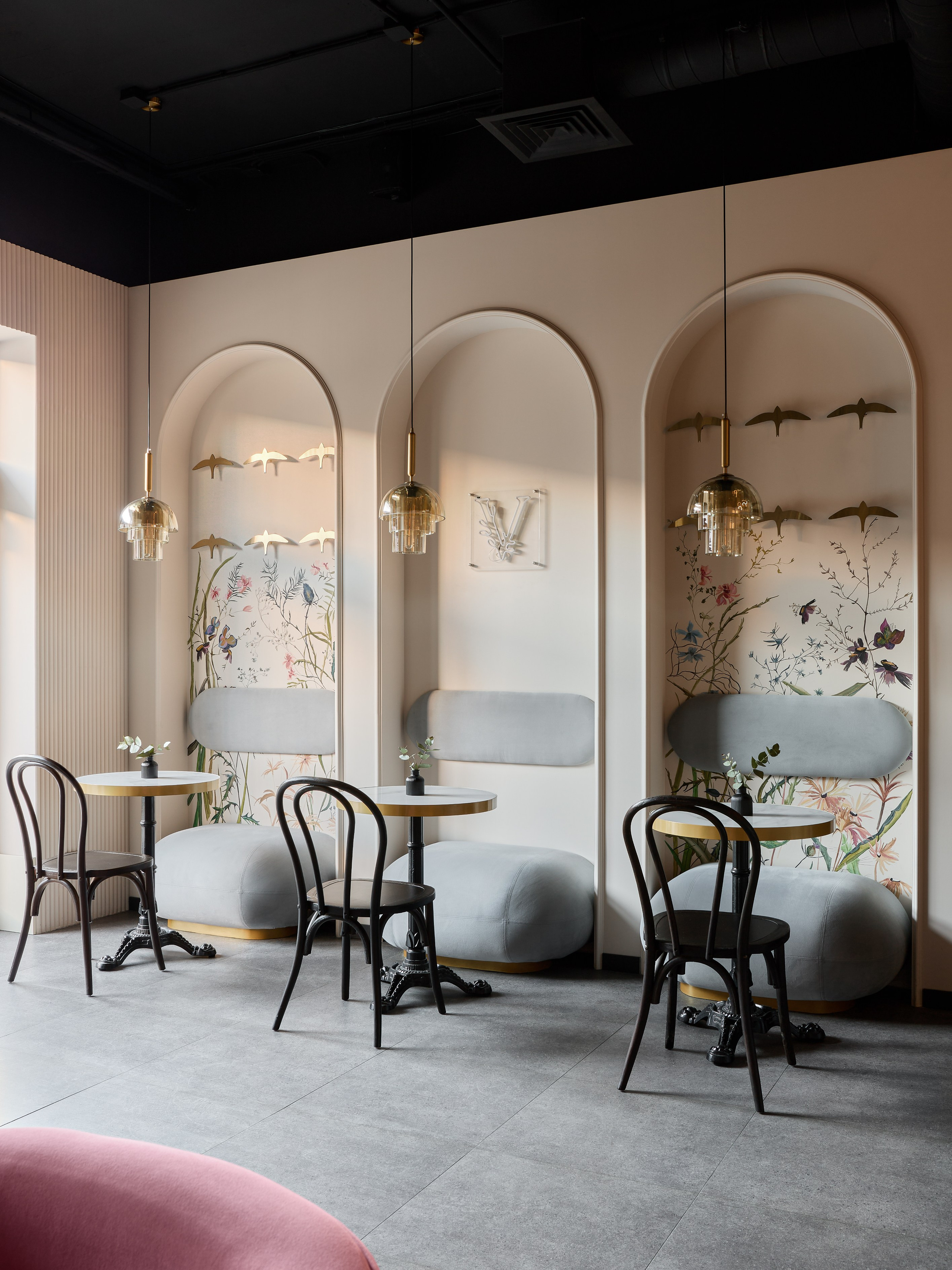 Кафе «Vesna». Дизайнер Георгий Хатнюк. Интерьерный фотограф в Краснодарском крае Светлана Шурлова