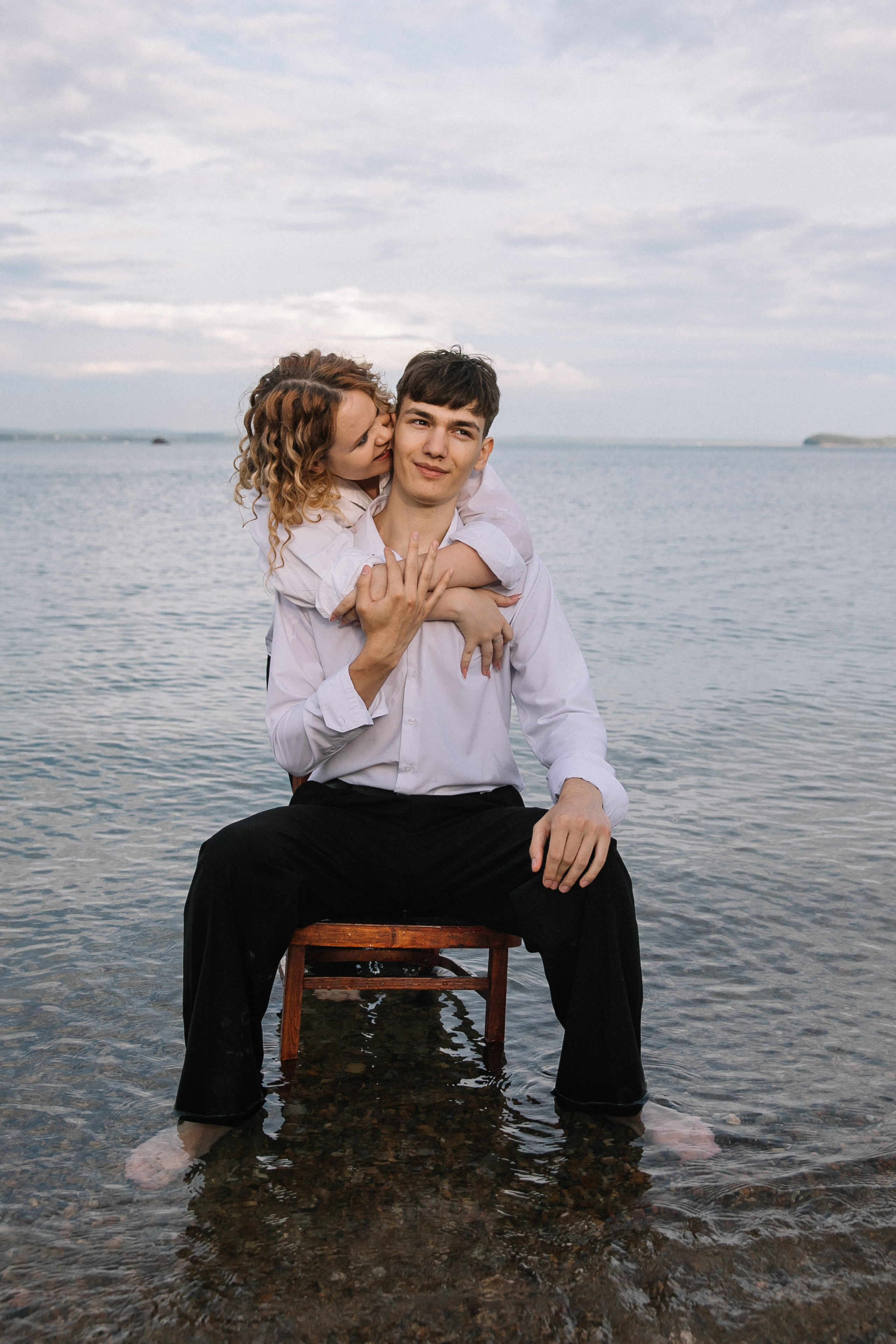 LOVE story для Лизы и Дениса. Фотограф в Иркутске Анастасия Кись. Студийная фотосессия беременности в тканях Иркутск. Семейная фотосессия, ПОРТРЕТ «ПОКОЛЕНИЕ»