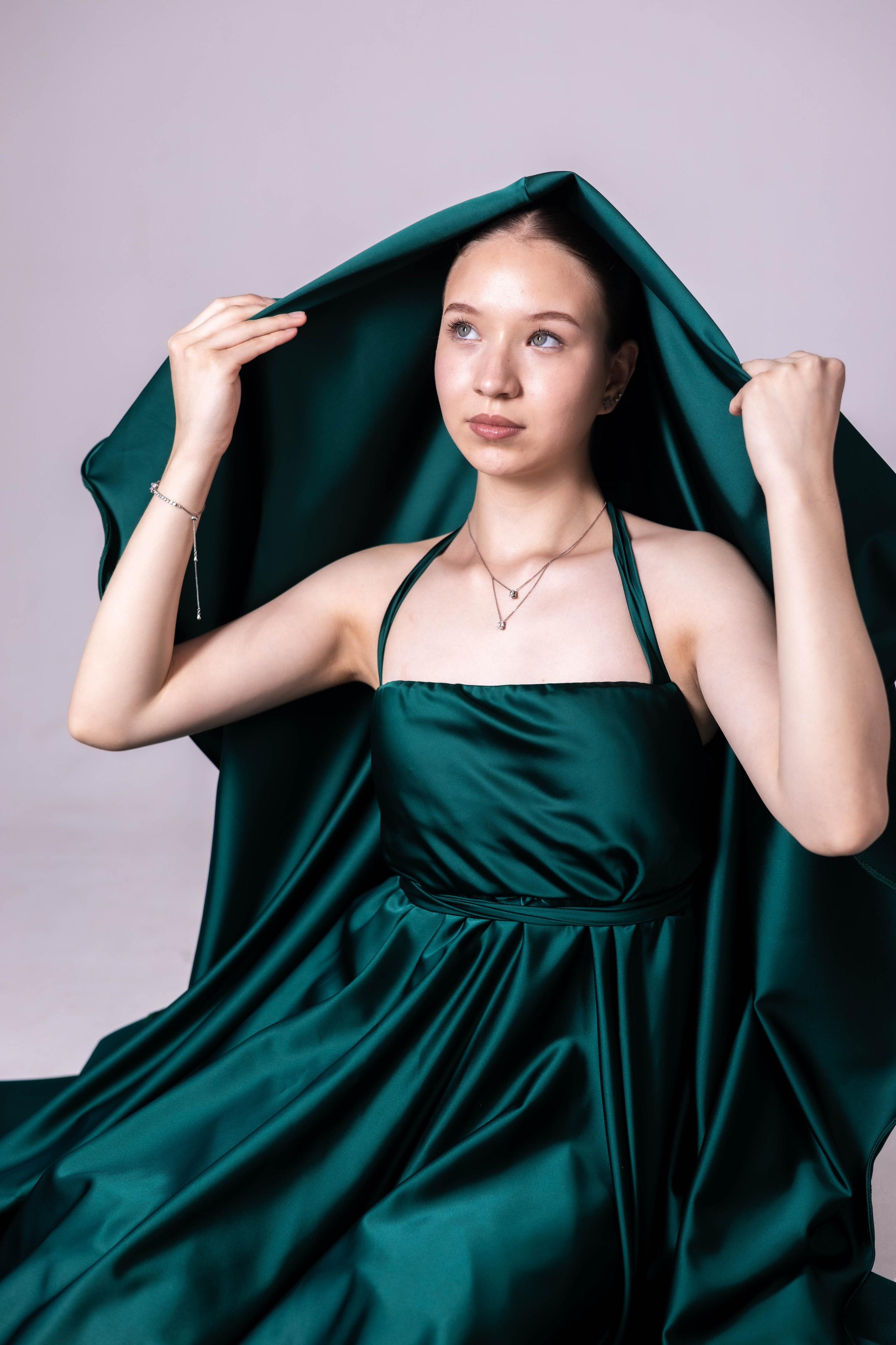 Портретная фотосессия в Алматы — индивидуальный портрет в студии. Фотограф Алматы