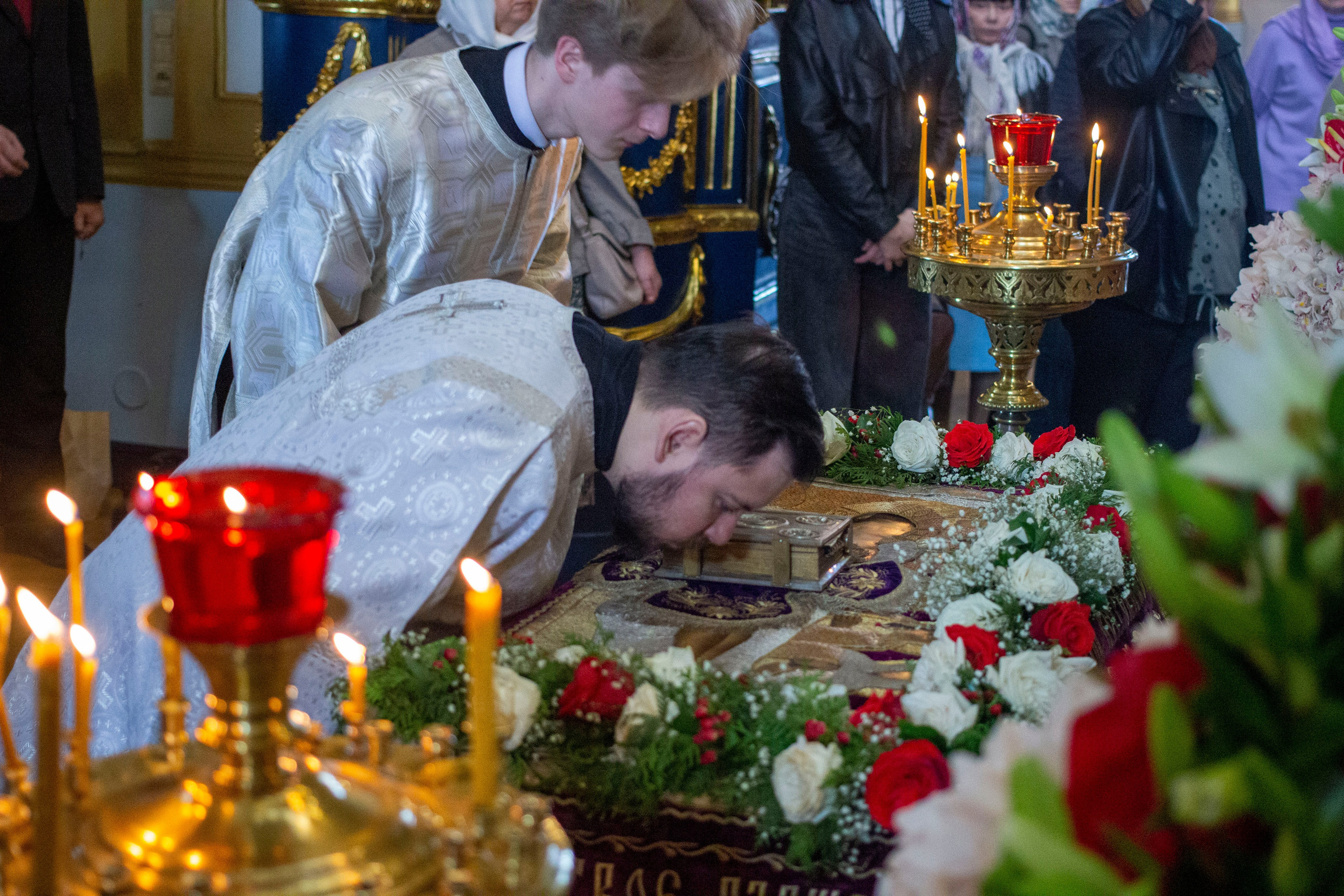 ВЕЛИКАЯ СУББОТА. НИКОЛО-БОГОЯВЛЕНСКИЙ МОРСКОЙ СОБОР