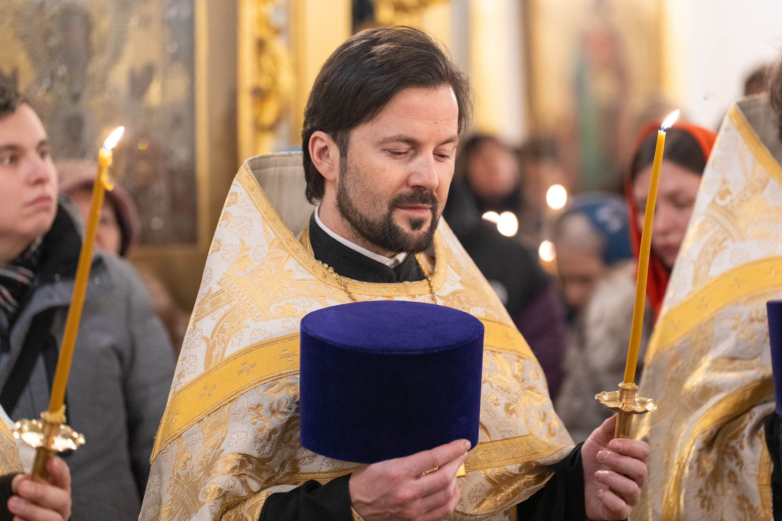 Праздничное бдение в Николо-Богоявленском морском соборе. НИКОЛО-БОГОЯВЛЕНСКИЙ МОРСКОЙ СОБОР