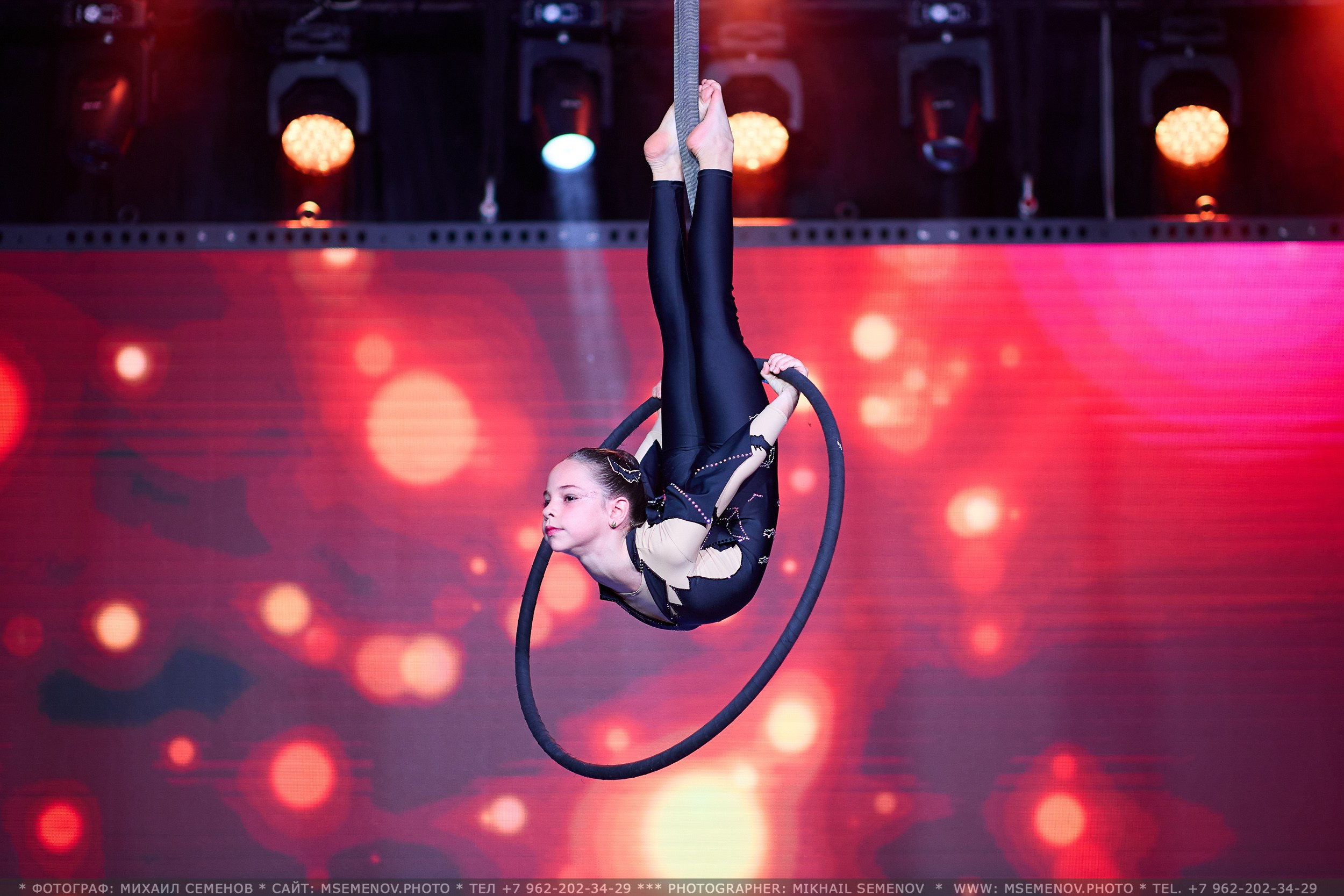 АНОНС фоторепортажа с Юбилейного концерта «ГРАЦИЯ». Фотограф, фотопроекты Михаила Семенова в Ярославле. Фотошкола