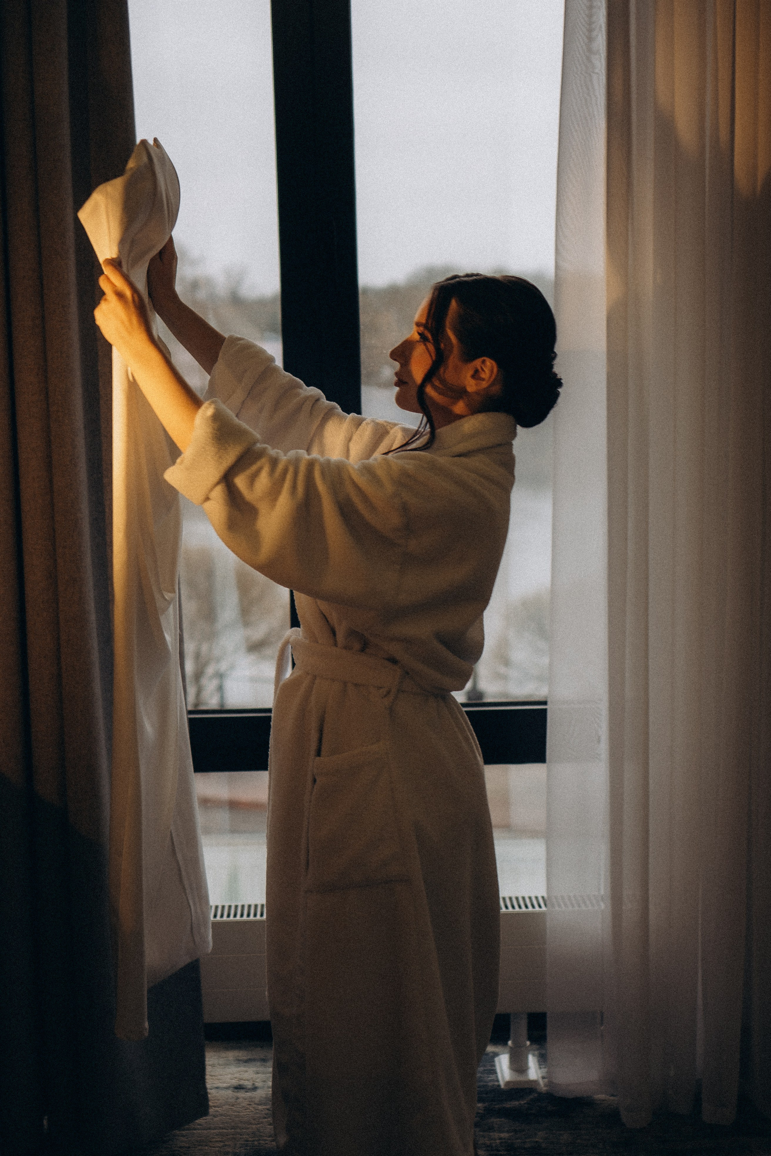 СВАДЕБНАЯ СЬЕМКА СБОРОВ ЖЕНИХА И НЕВЕСТЫ В ОТЕЛЕ И ТАКЖЕ ФОТОСЕССИИЯ В ОТЕЛЕЕ МЕГАПОЛИС БРЯНСК. Профессиональный фотограф, Санкт-Петербург — Виктория Богомолова