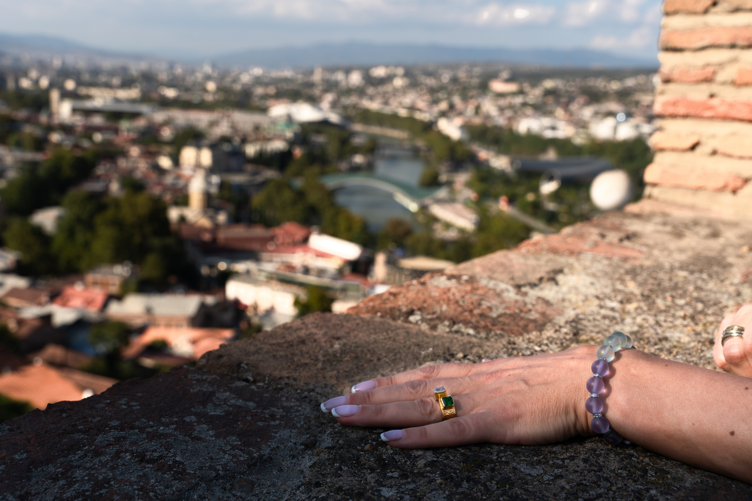 ТБИЛИСИ. ПОБУДЬ ЗДЕСЬ И ЦЕЛЕЕ БУДЕТ ЭТОТ МИР