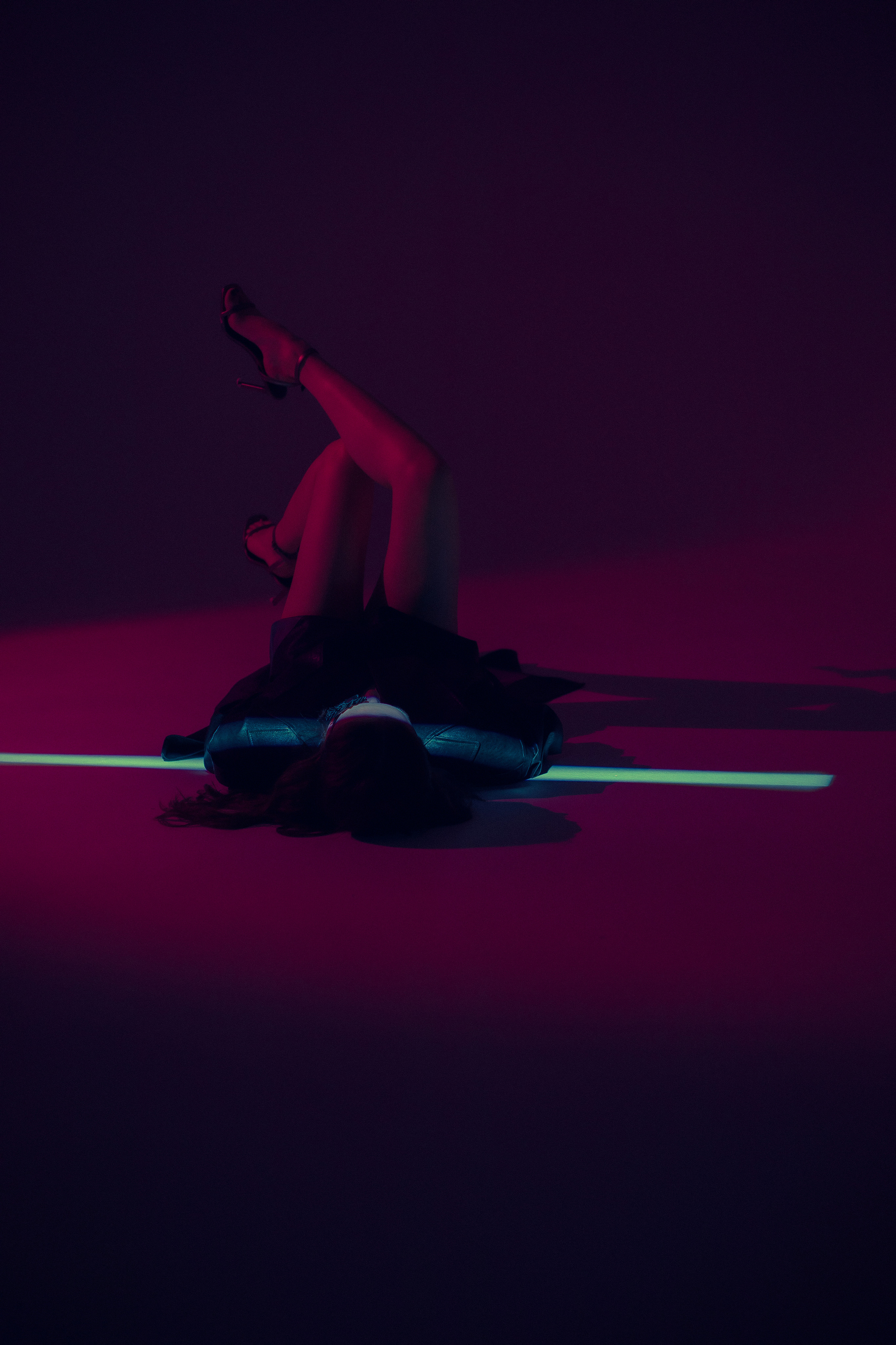 Фотосессия девушки в студии Нижний Новгород. Портретный фотограф Антон Зуев в Нижнем Новгороде