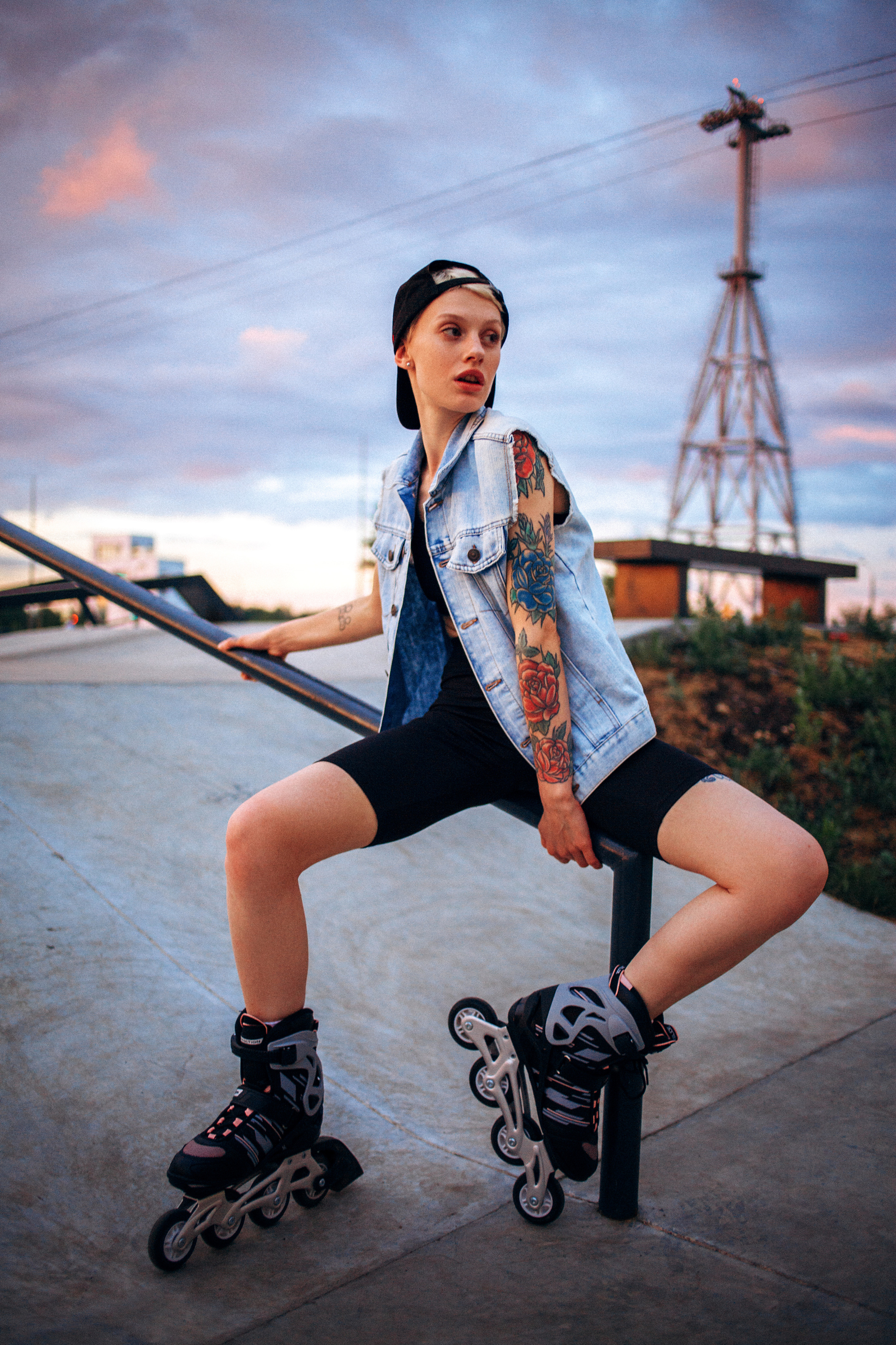 Фотосессия девушки в Нижнем Новгороде на набережной в скейт-парке