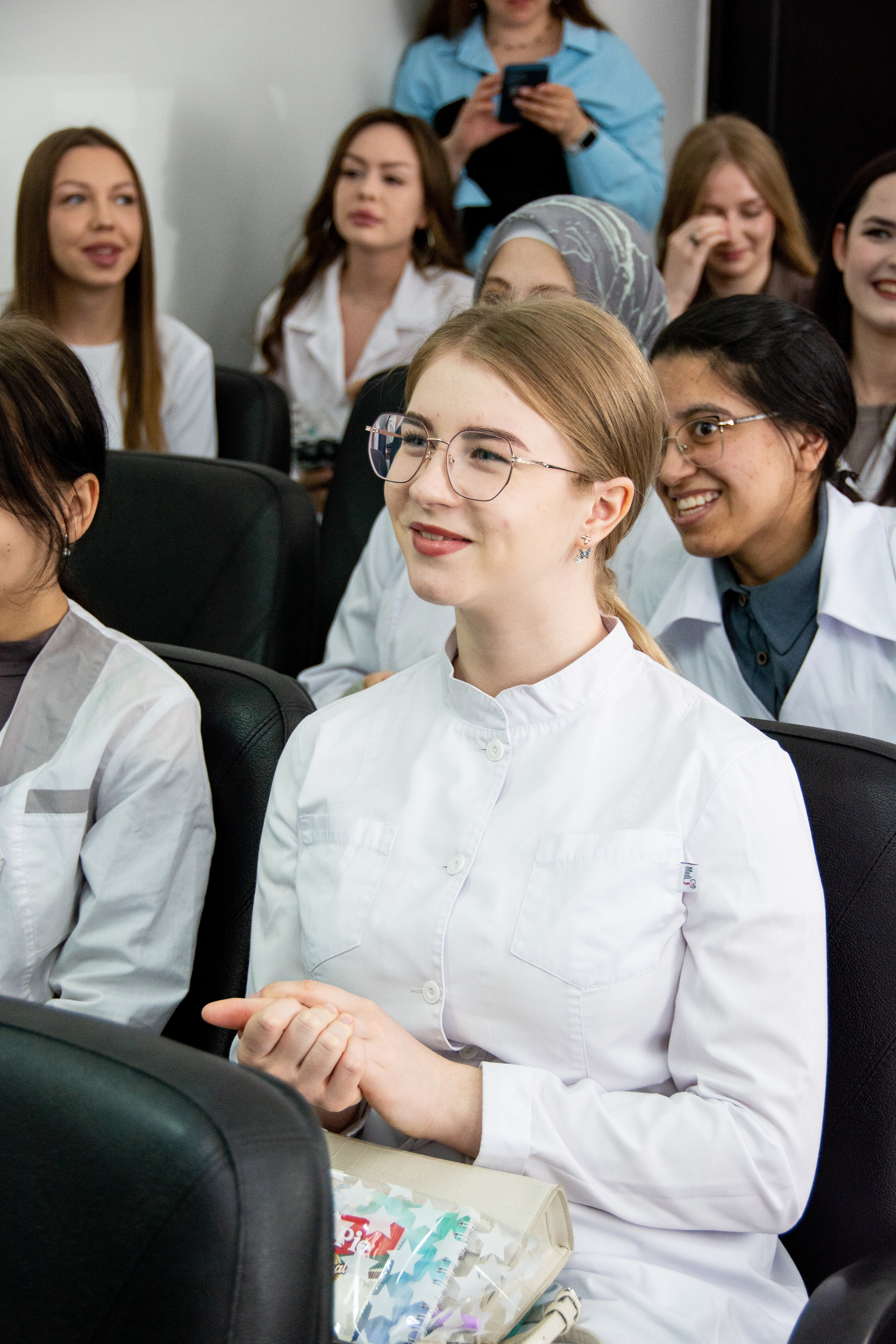 Вручение премии «Акушерке с любовью». Семейный и репортажный фотограф в Хабаровске Татьяна Болычева