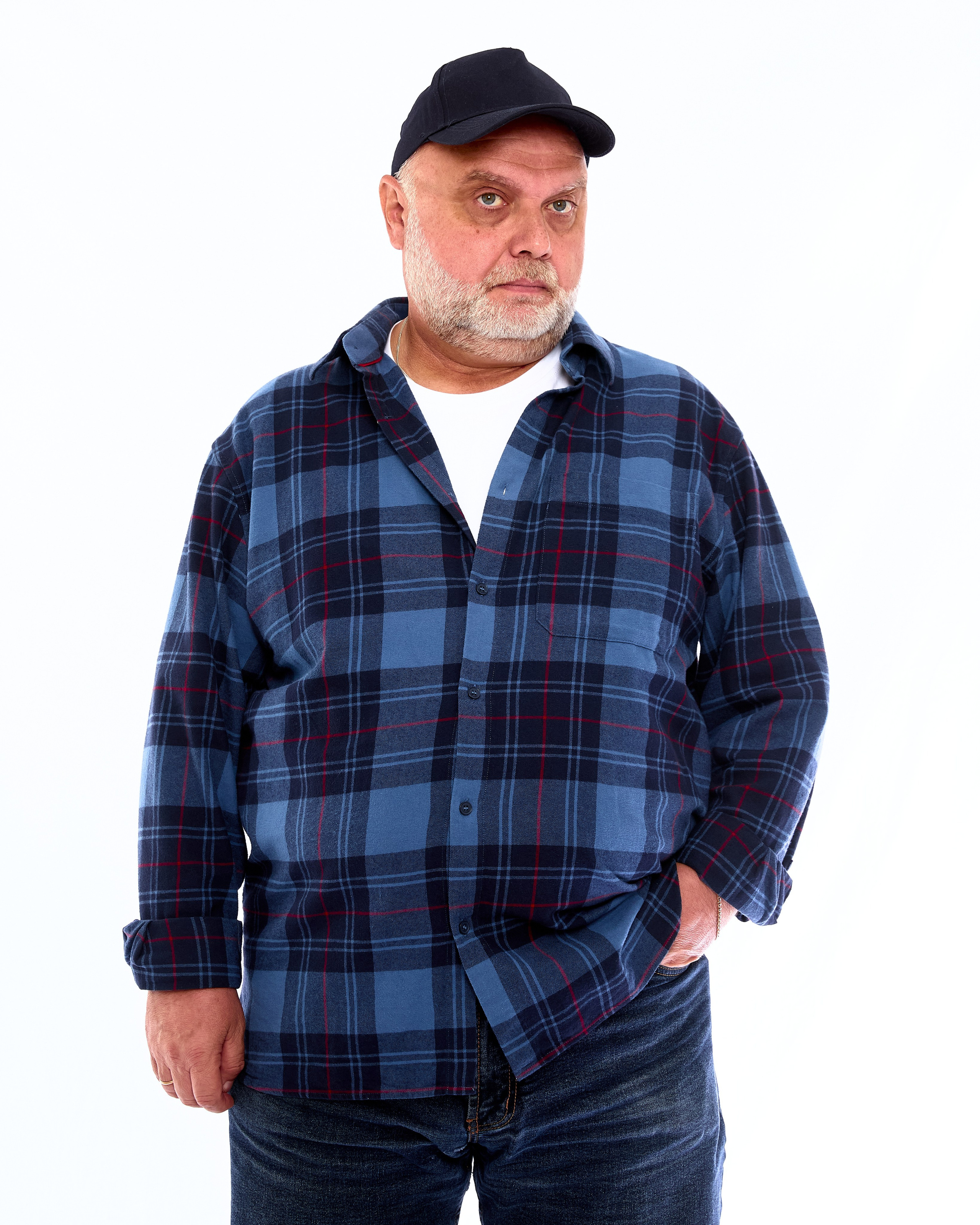 VAVADA. Святослав Лебедев | Рекламный фотограф — Коммерческая съемка, Арт-дирекшн, AI-интеграция