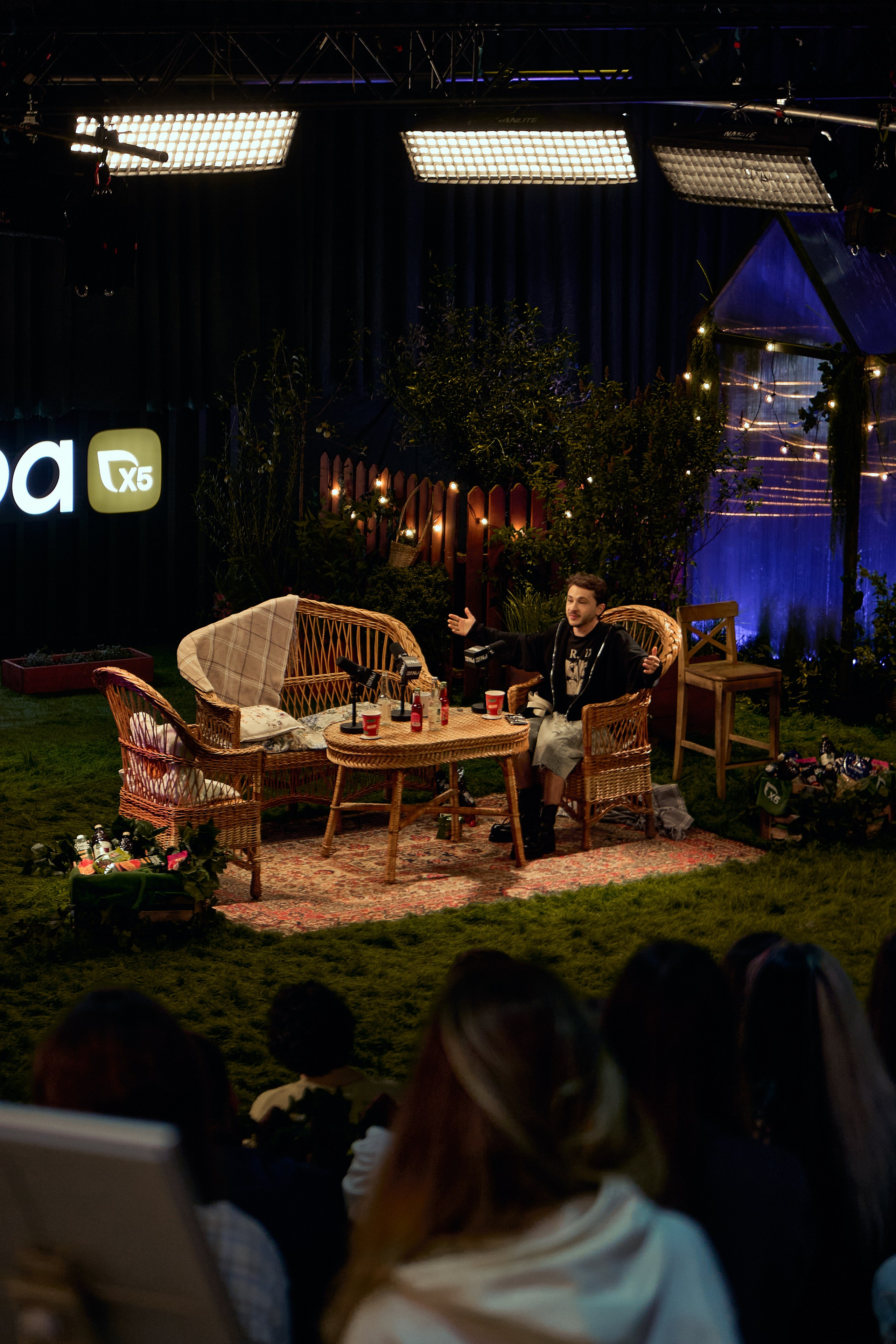 Бэстейдж «Летний подкаст № 1». Главная