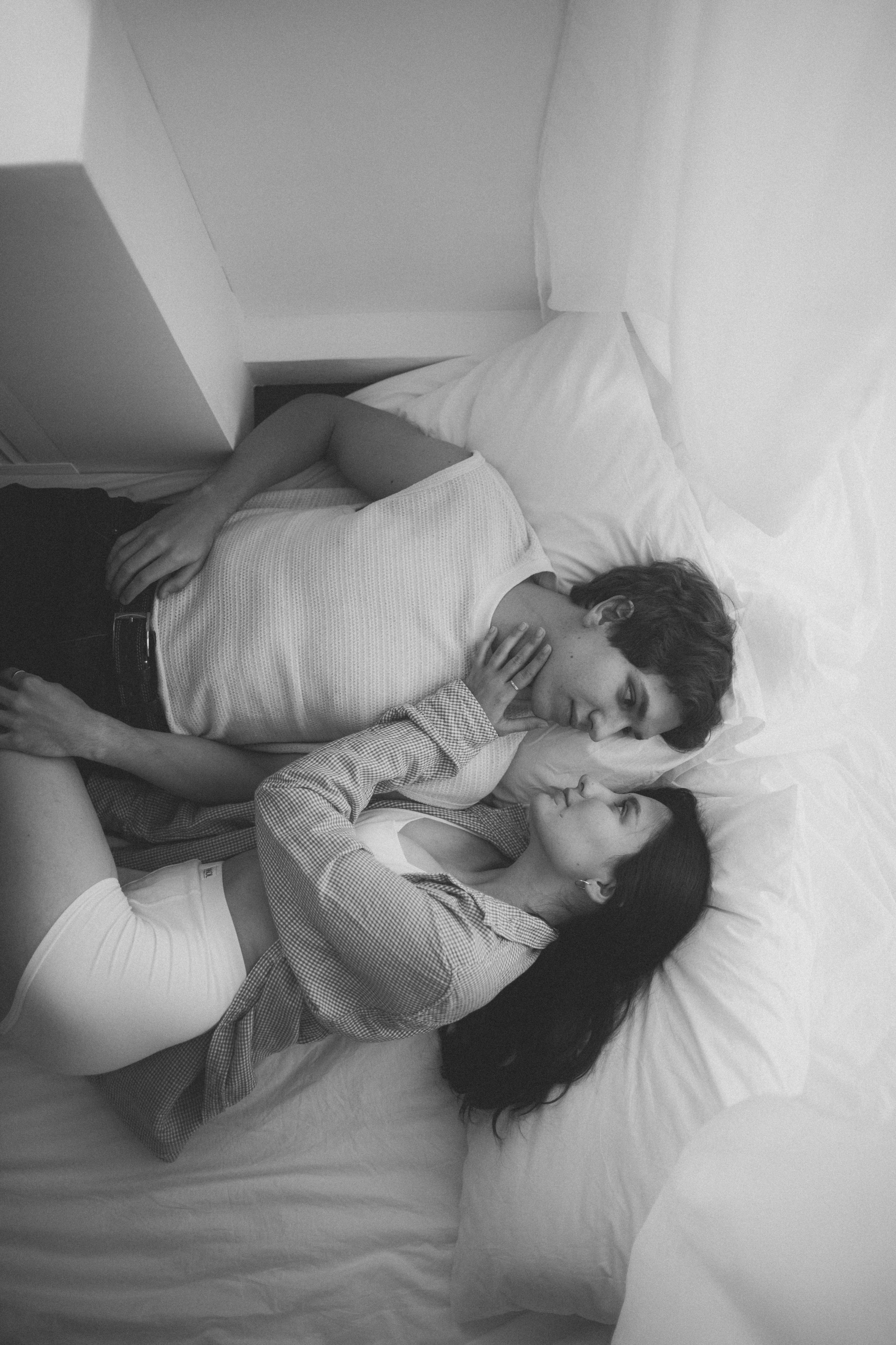 Артур и Гульназ в студии. Свадебный фотограф Казань