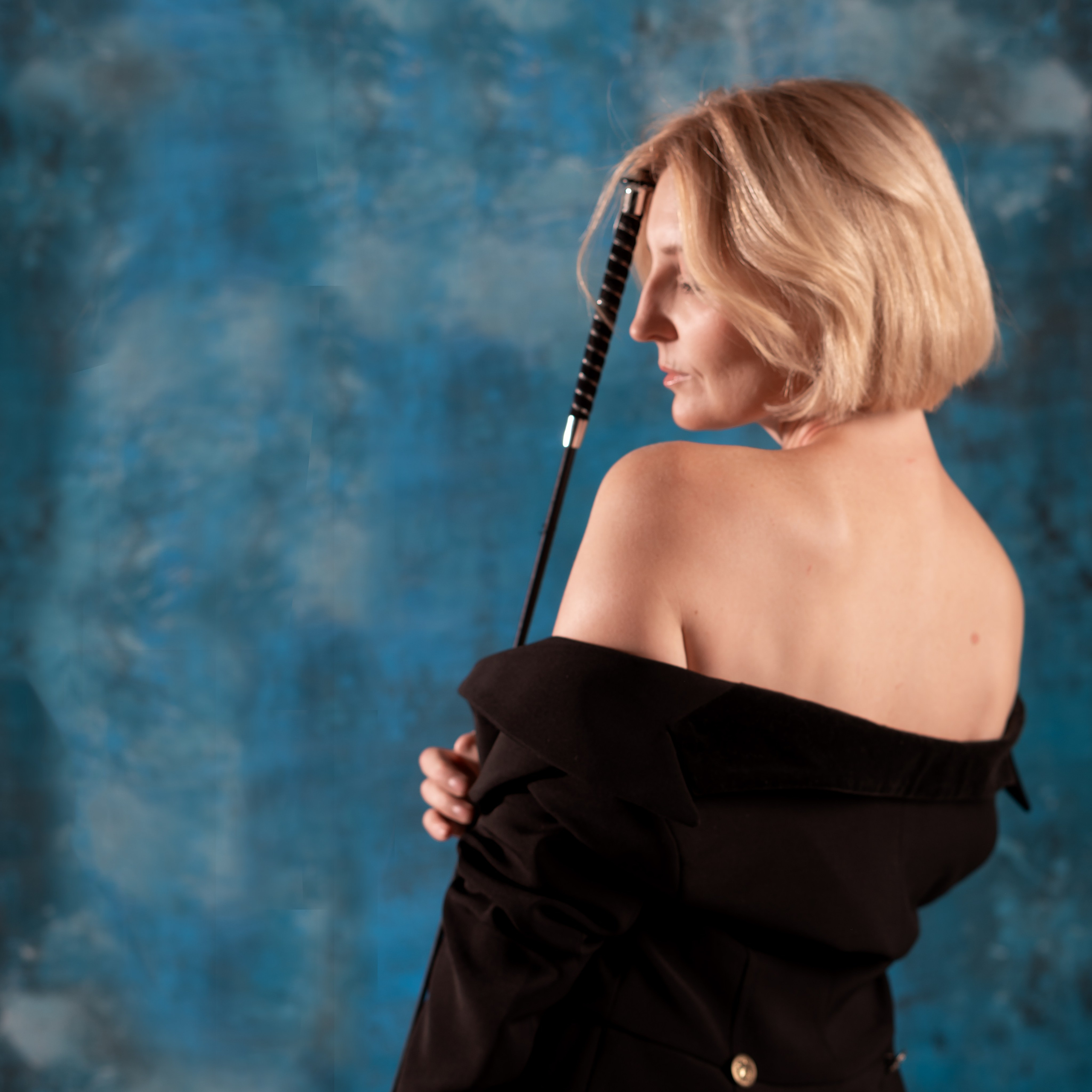 Женский портрет: sexy. Фотограф Марина Доглядная Челябинск фотосессии с лошадьми, мотоциклами