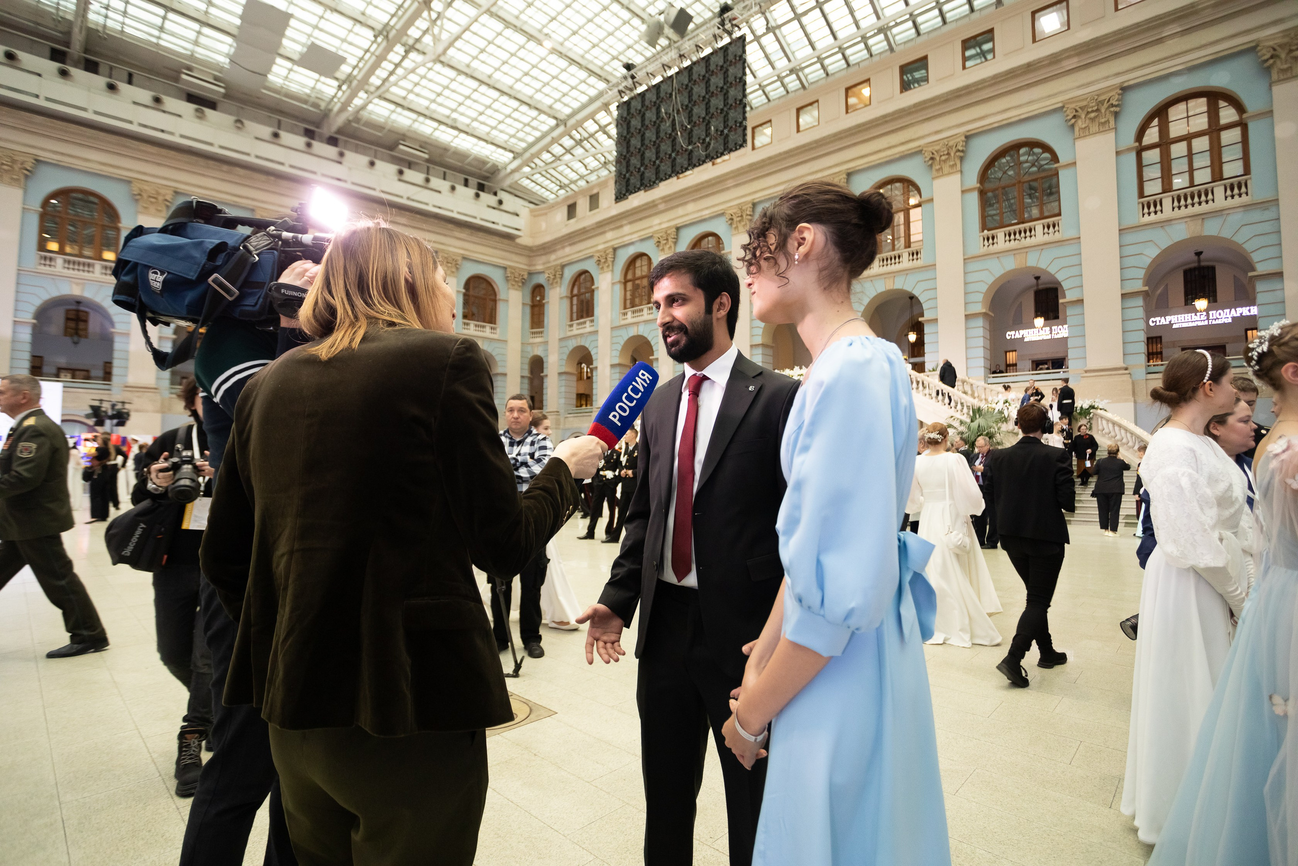 Кадетский бал. VICTOR SAPOZHNIKOV