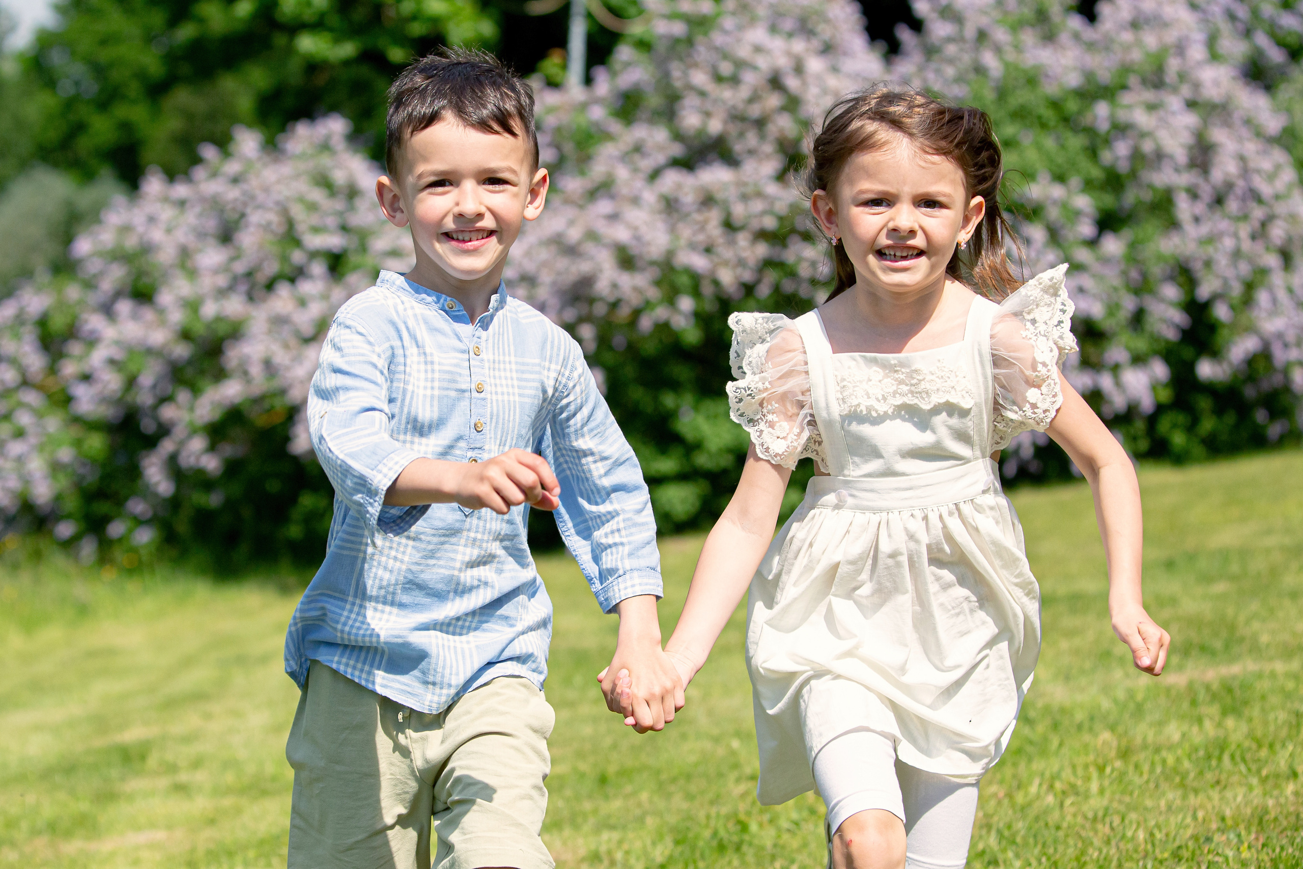 Красивая семейная прогулка. Свадебный, семейный, детский фотограф в Санкт-Петербурге
