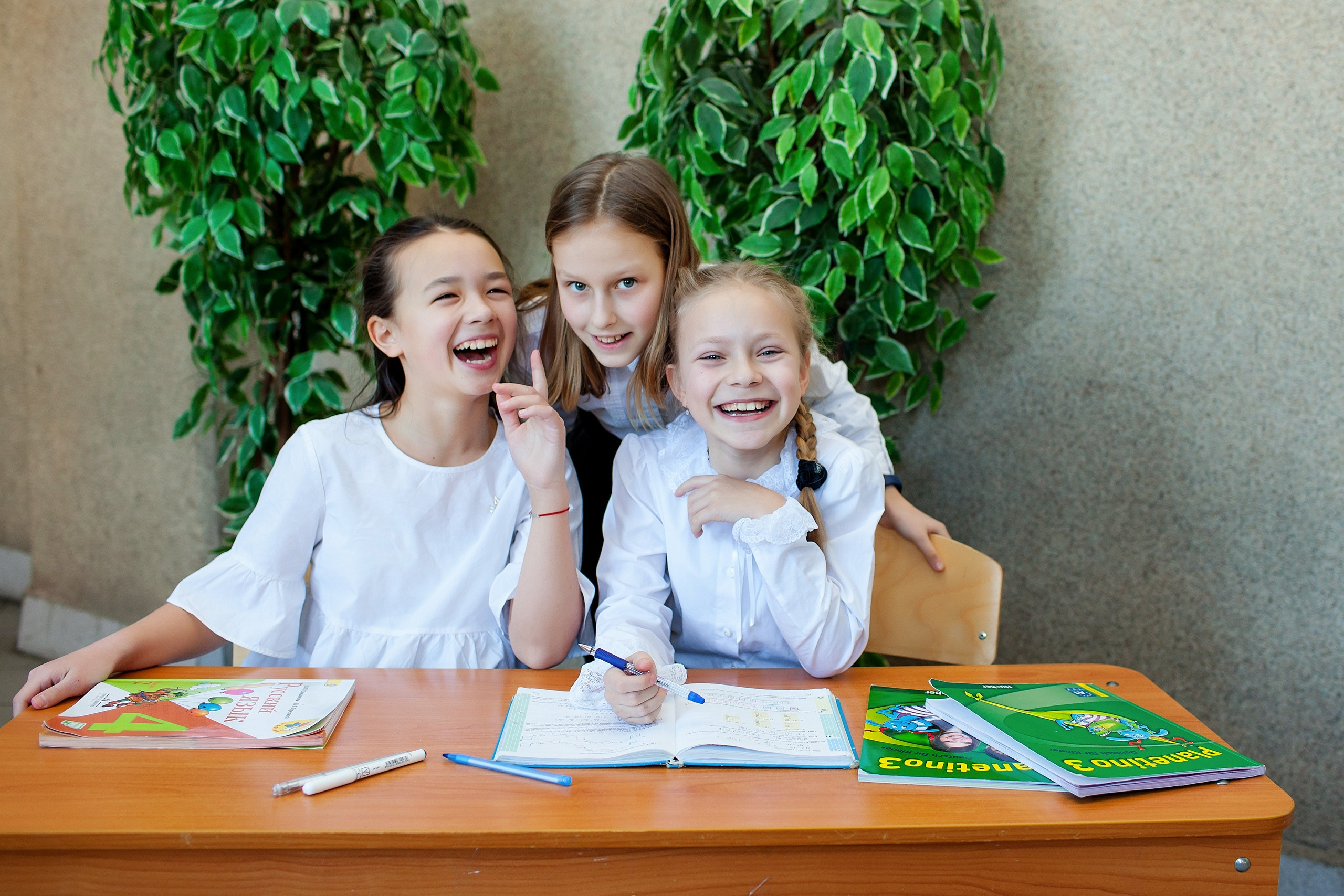 Фотосъёмка для выпускных альбомов из начальной школы. Свадебный, семейный, детский фотограф в Санкт-Петербурге