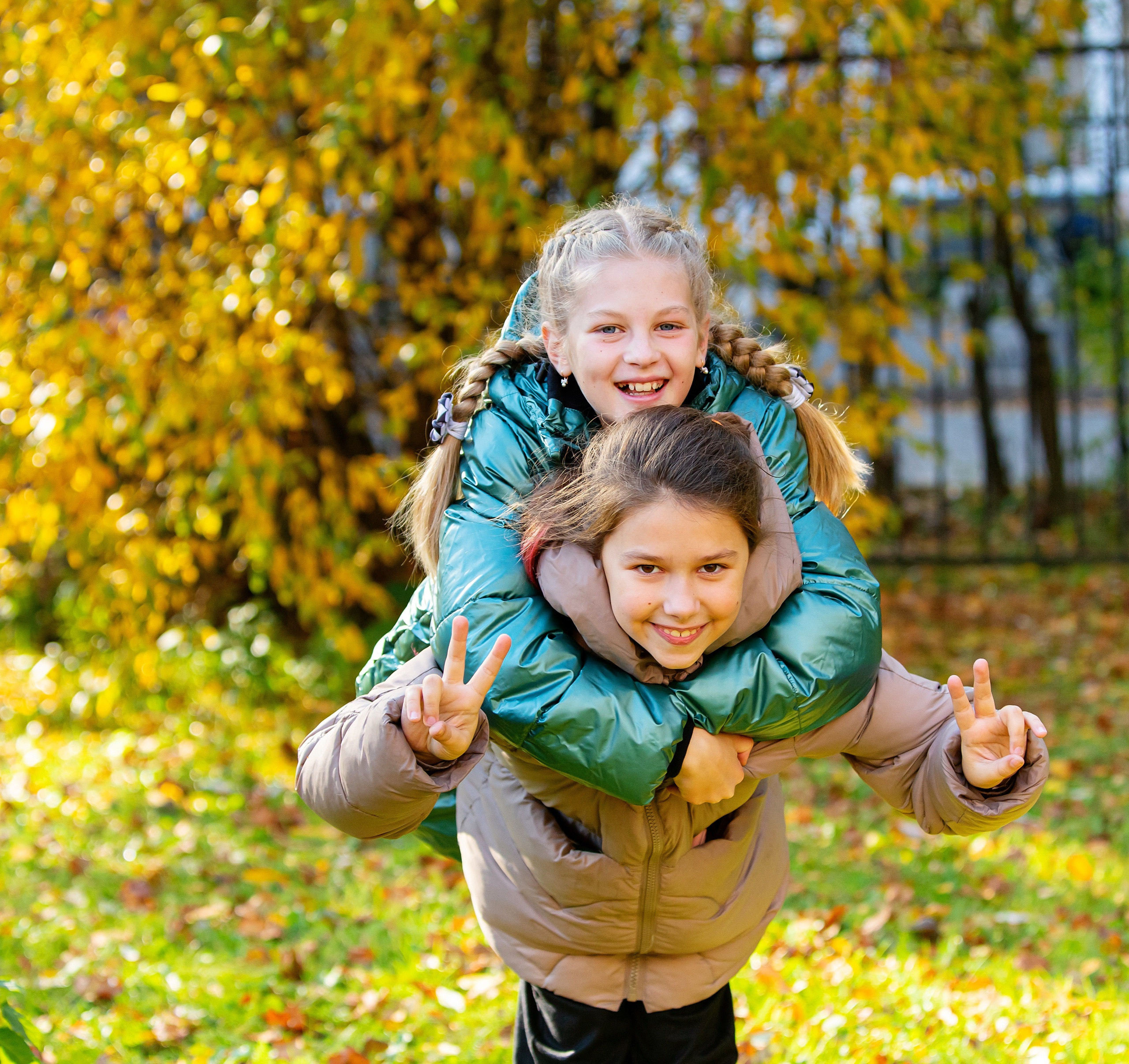 Фотосъёмка для выпускных альбомов из начальной школы. Свадебный, семейный, детский фотограф в Санкт-Петербурге