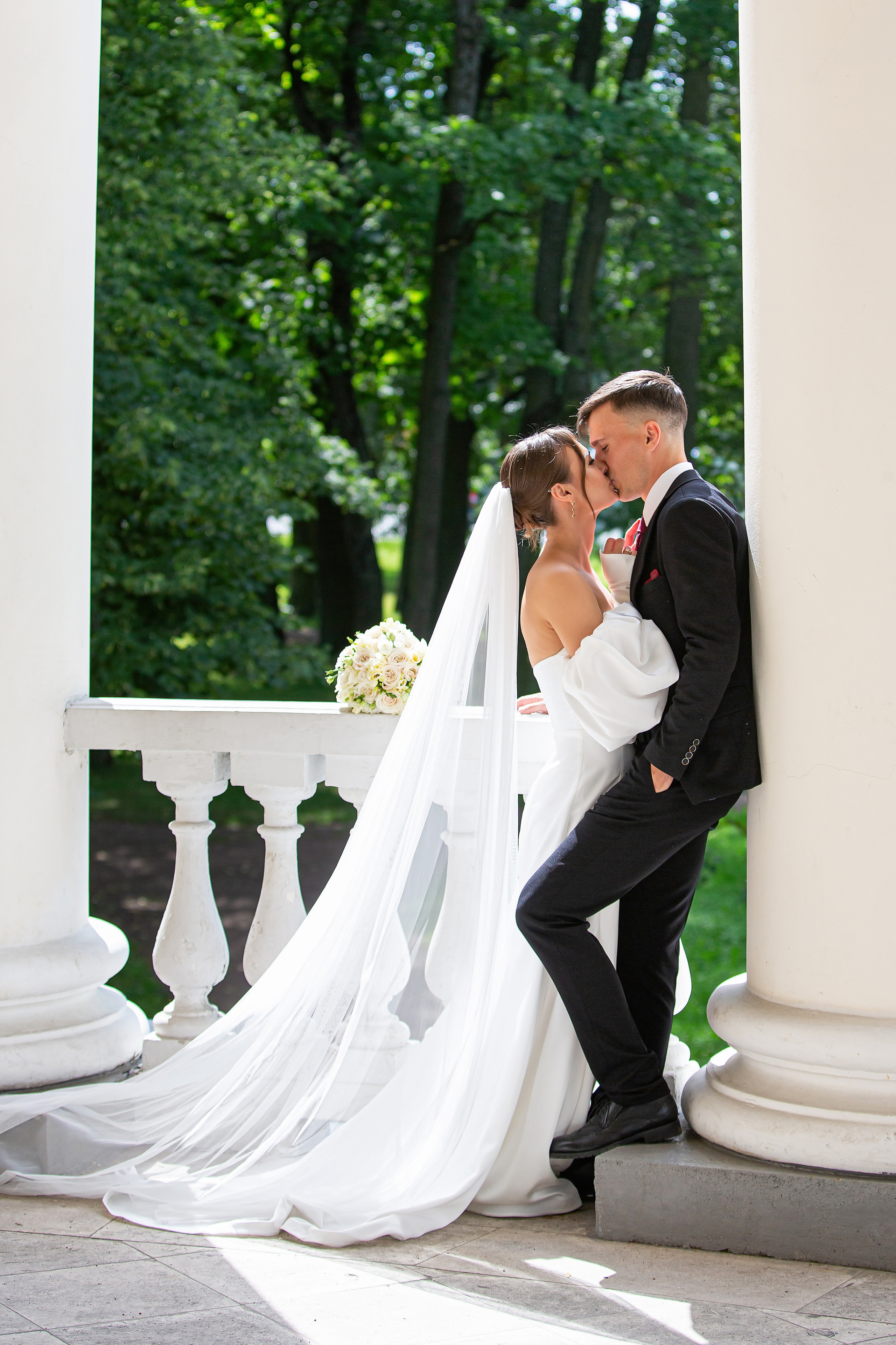 Свадебная фотосессия в Пушкине. Дворец бракосочетания № 3. Свадебный, семейный, детский фотограф в Санкт-Петербурге