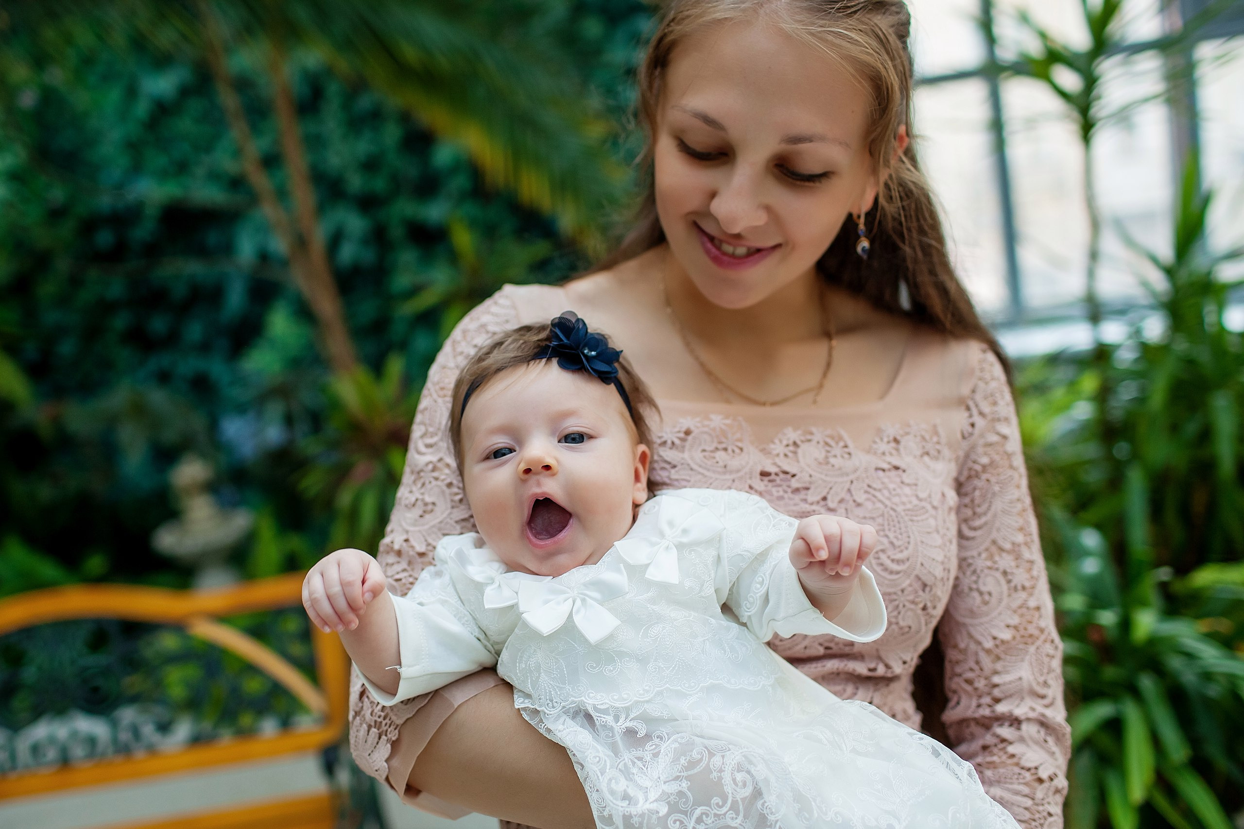Торжественная регистрация в доме малютки. Свадебный, семейный, детский фотограф в Санкт-Петербурге