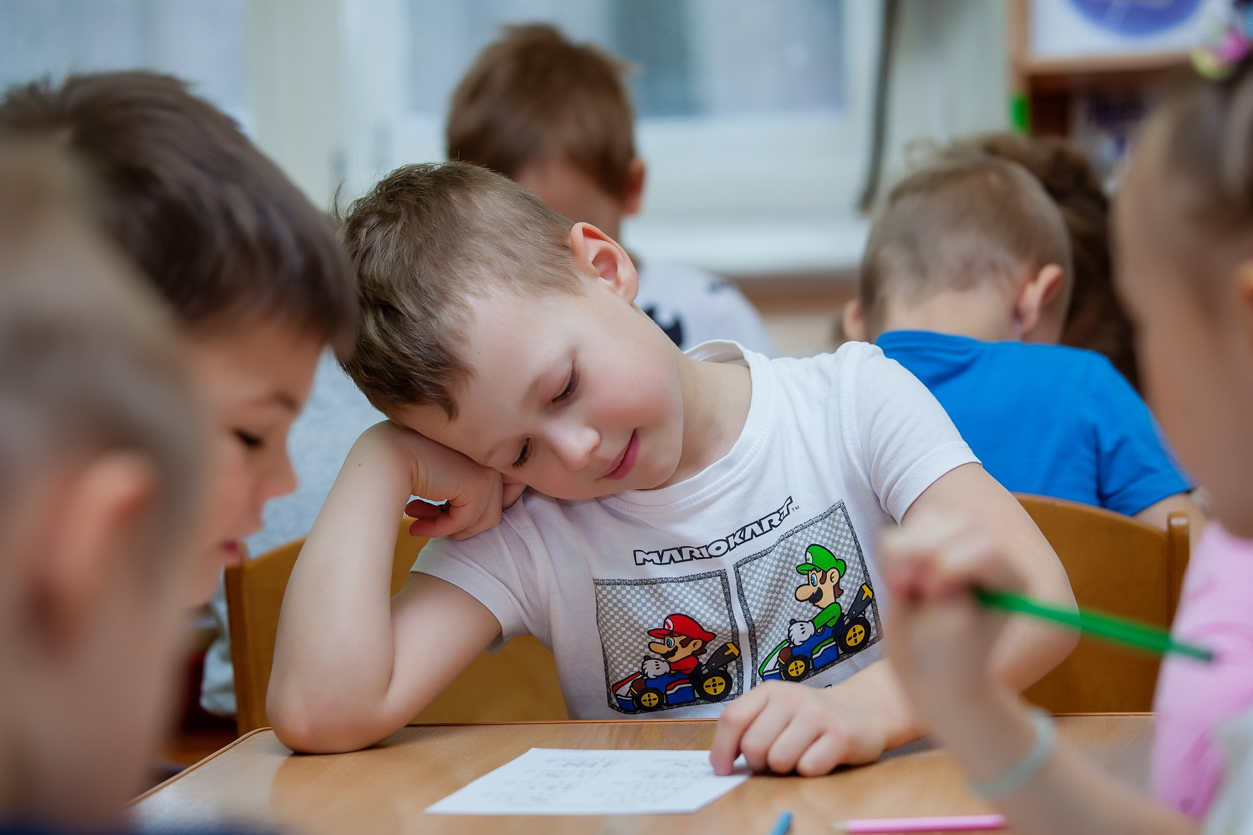 Фотография для выпускных альбомов в детском саду в выпускной группе в подготовительной группе детей фотограф для выпускных альбомов фото детей в группе мастер-класс детский портрет занятия в детском саду