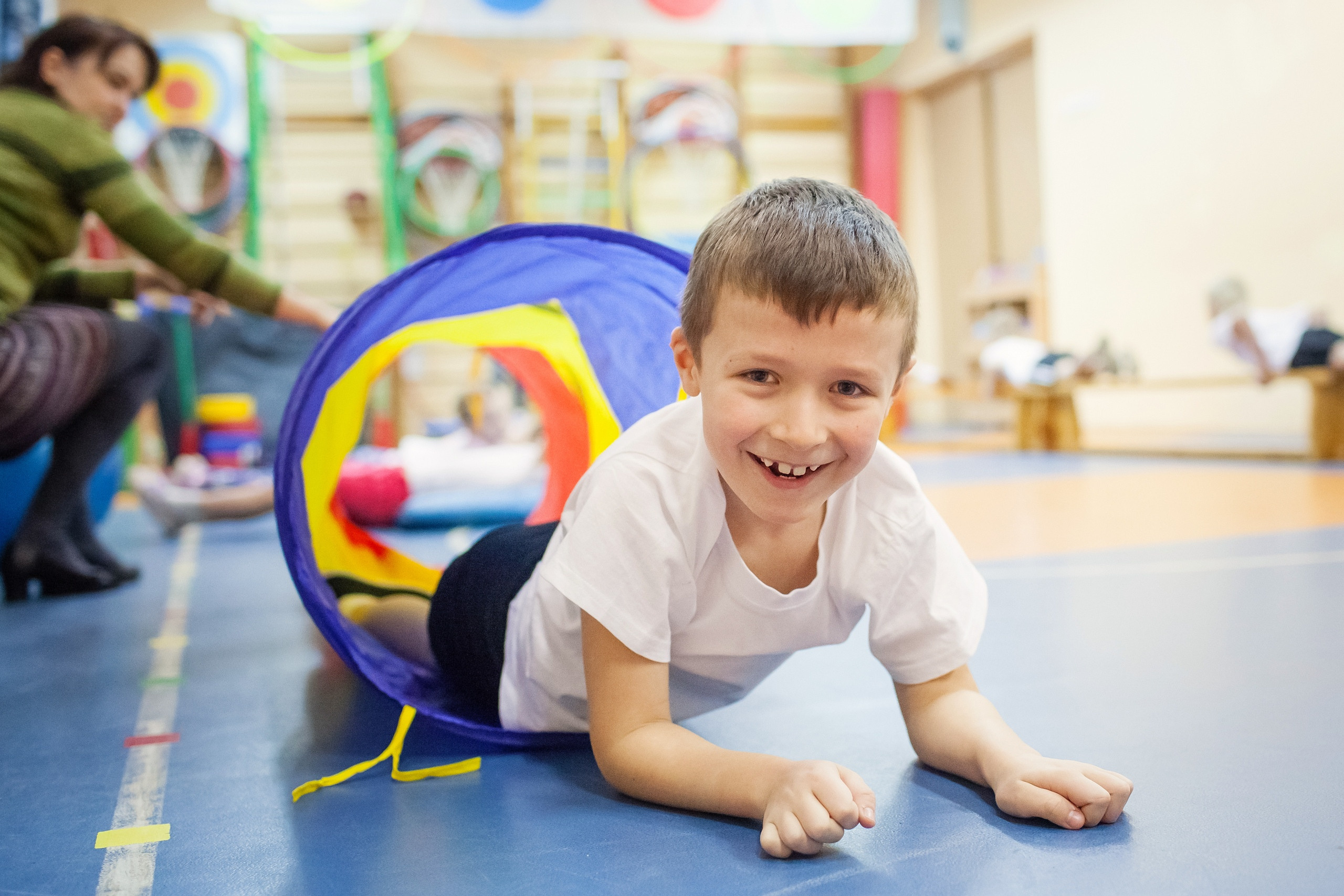 Фотография для выпускных альбомов в детском саду в выпускной группе в подготовительной группе детей фотограф для выпускных альбомов фото детей в группе мастер-класс детский портрет занятия в детском саду игры в детском саду физкультура в детском саду