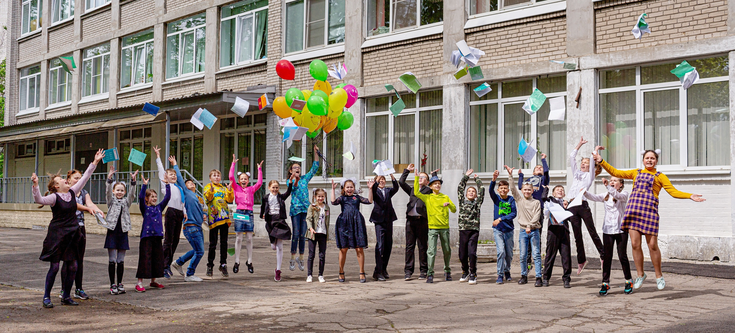 Фотосъёмка для выпускных альбомов из начальной школы. Свадебный, семейный, детский фотограф в Санкт-Петербурге