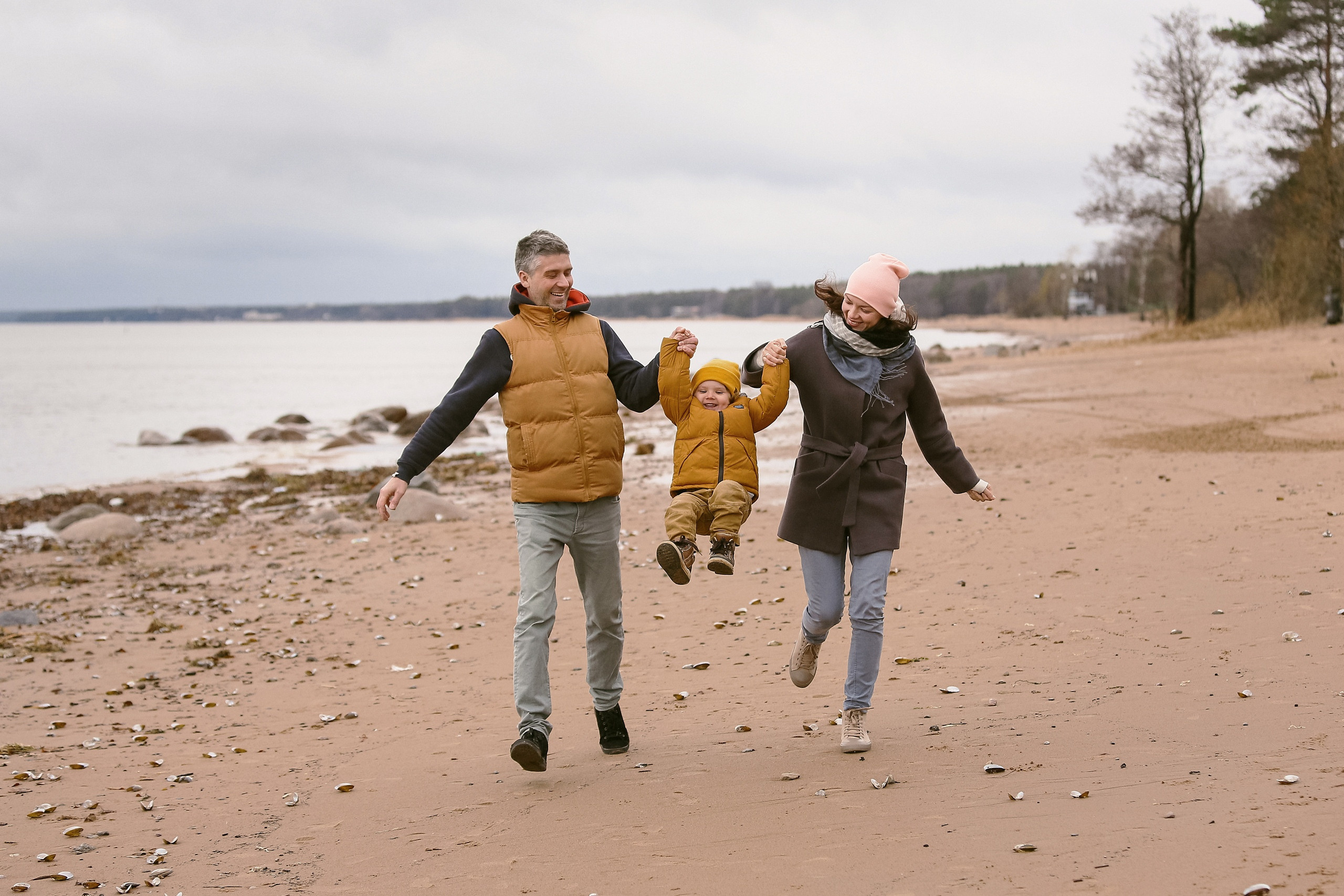 Фёдя, Аня и Алиска. Прогулка на заливе. Свадебный, семейный, детский фотограф в Санкт-Петербурге