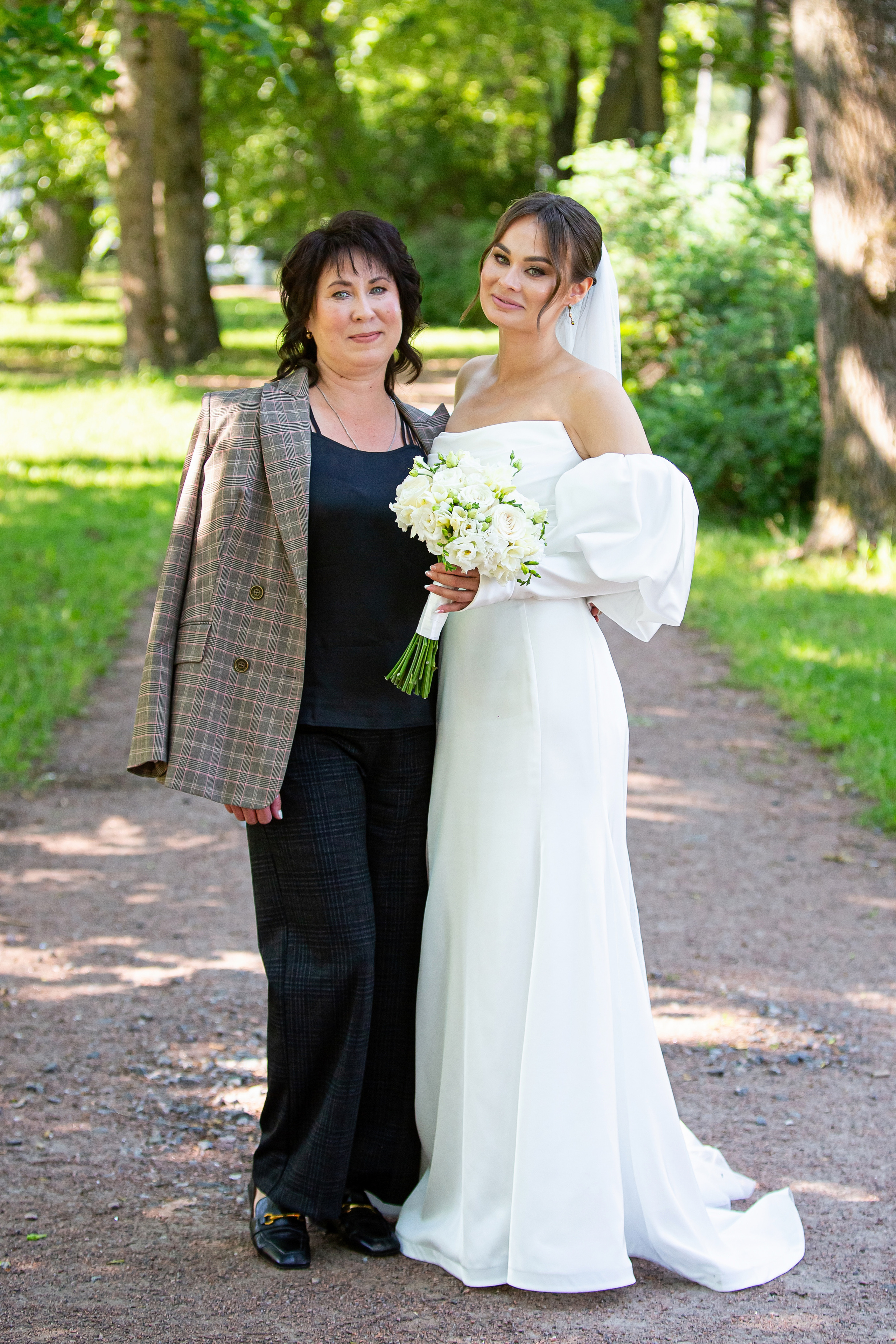 Свадебная фотосессия в Пушкине. Дворец бракосочетания № 3. Свадебный, семейный, детский фотограф в Санкт-Петербурге