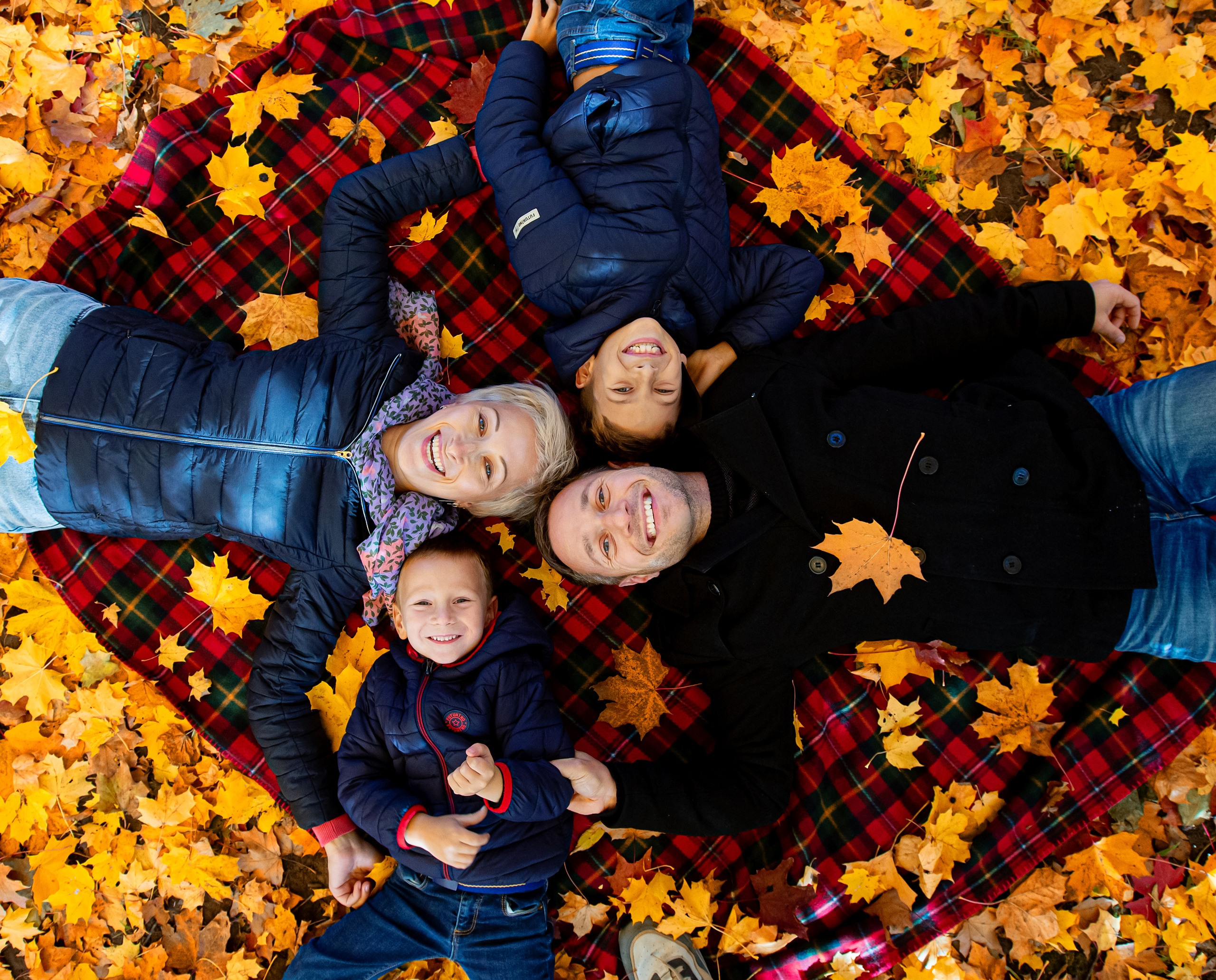 Осенняя съемка. Осень, семья, дети. Свадебный, семейный, детский фотограф в Санкт-Петербурге