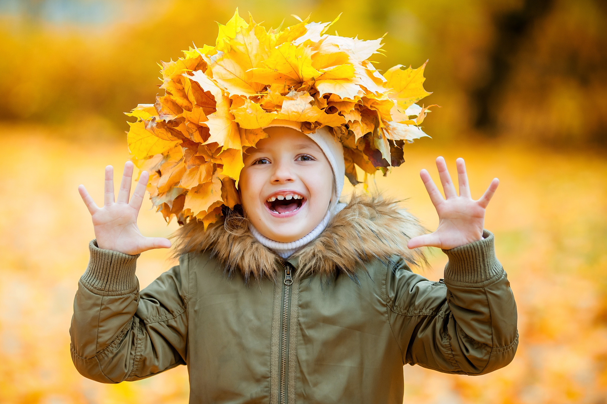 Фотография для выпускных альбомов в детском саду в выпускной группе в подготовительной группе осенние фотография детей осенний портрет