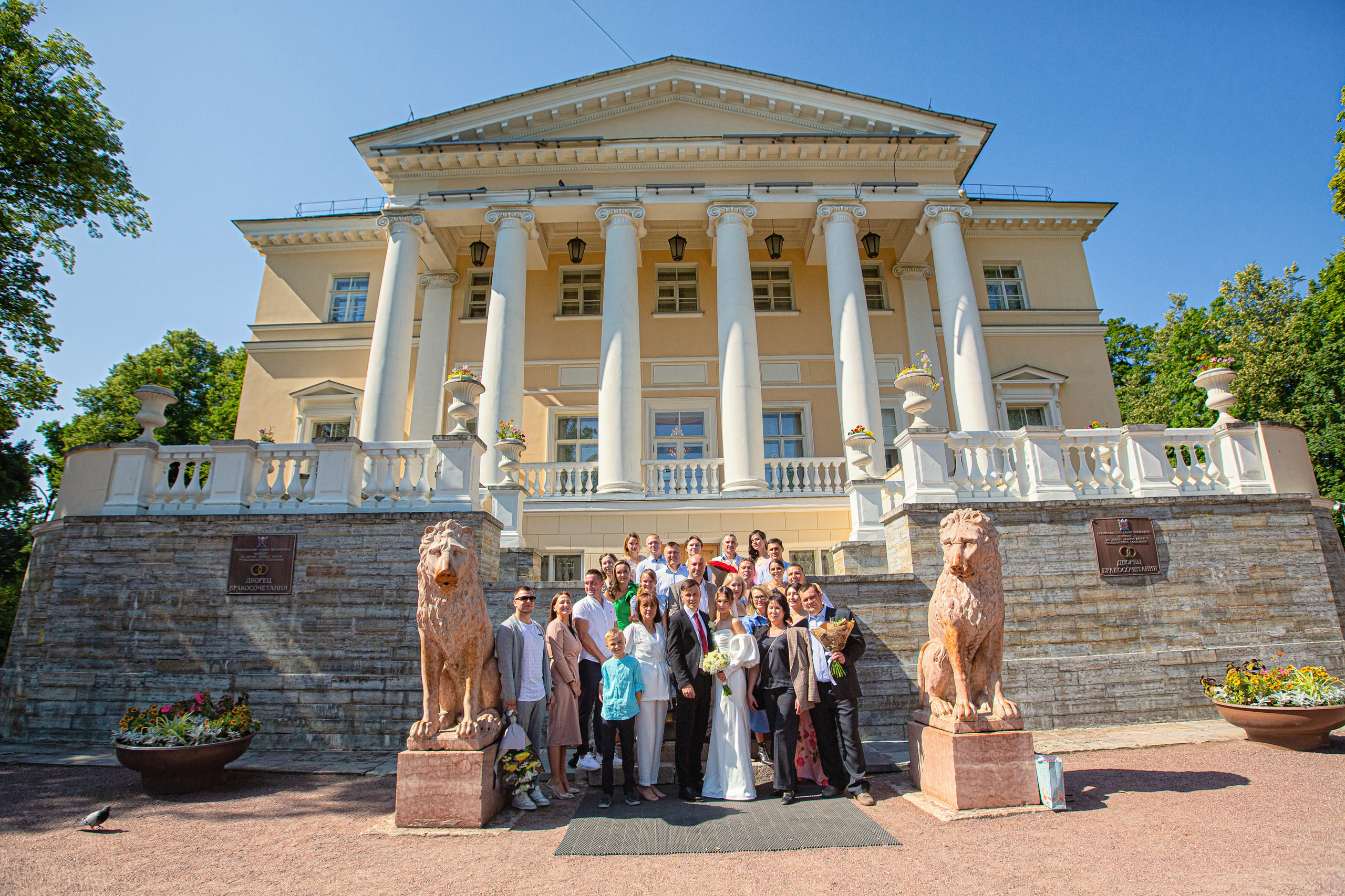 Свадебная фотосессия в Пушкине. Дворец бракосочетания № 3. Свадебный, семейный, детский фотограф в Санкт-Петербурге