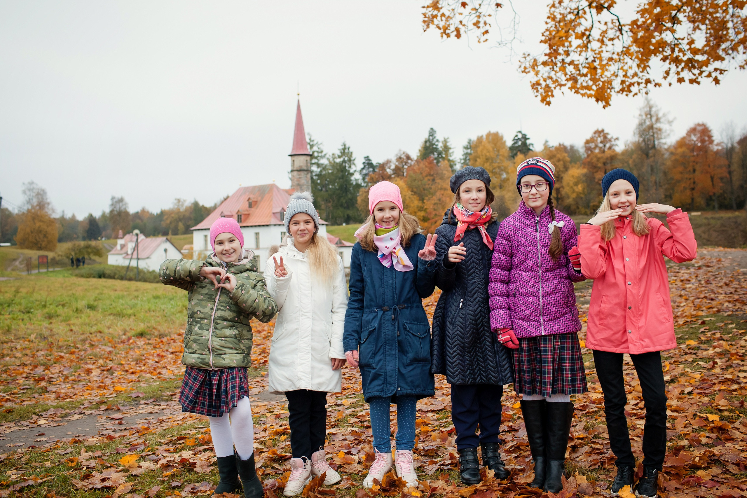 Фотосъёмка для выпускных альбомов из начальной школы. Свадебный, семейный, детский фотограф в Санкт-Петербурге