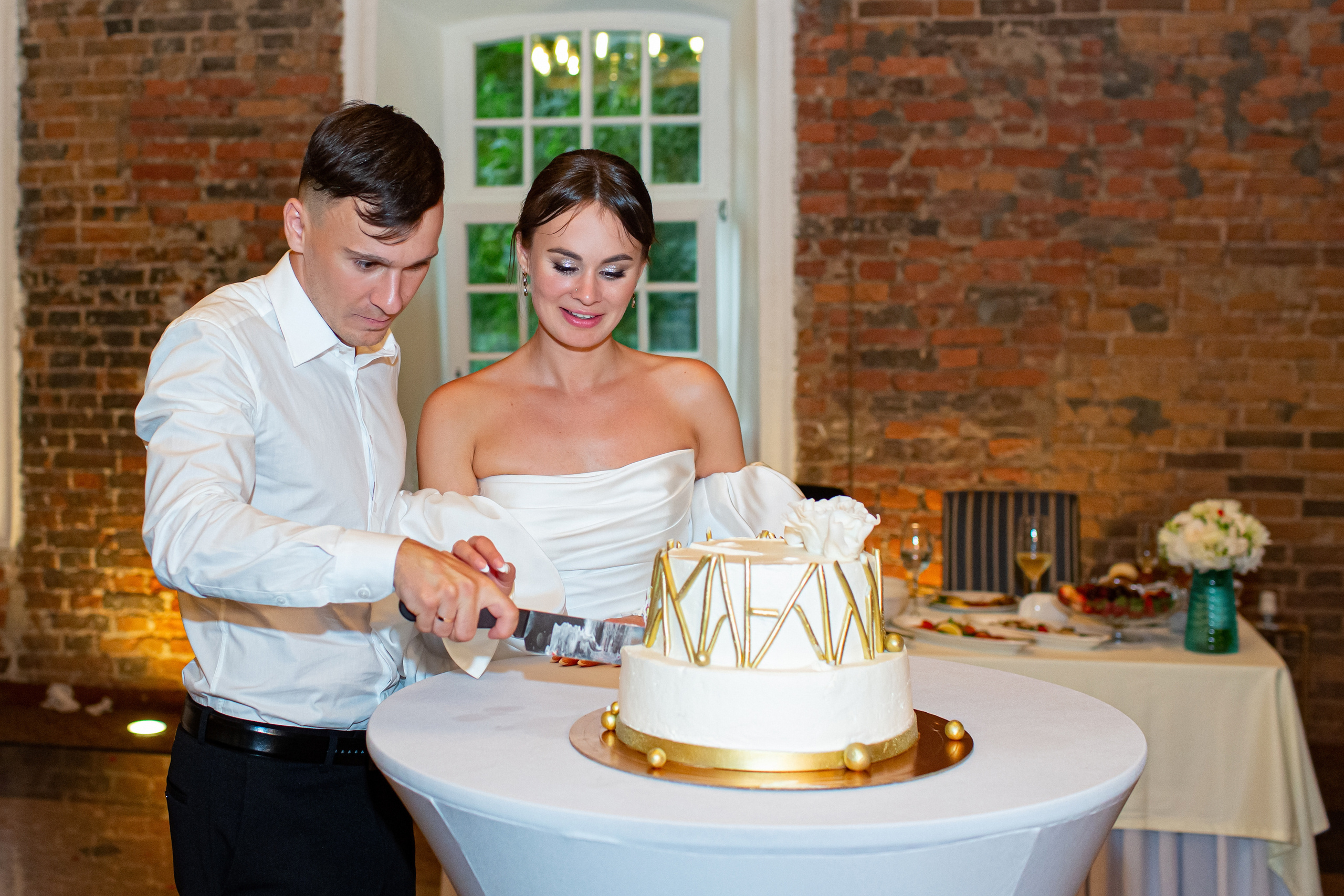 Свадебная фотосессия в Пушкине. Дворец бракосочетания № 3. Свадебный, семейный, детский фотограф в Санкт-Петербурге