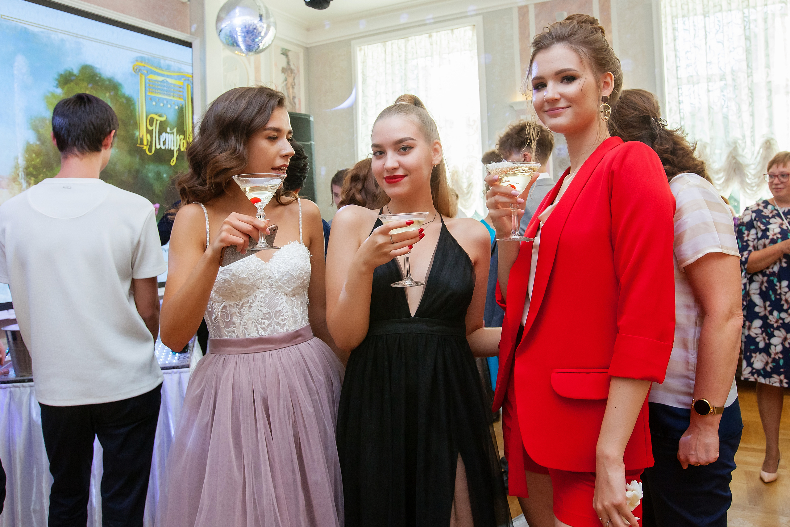 Последний звонок. Свадебный, семейный, детский фотограф в Санкт-Петербурге