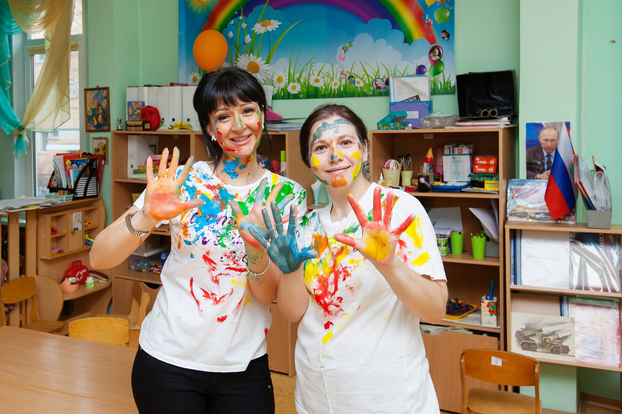 Фотография для выпускных альбомов в детском саду в выпускной группе в подготовительной группе детей фотограф для выпускных альбомов фото детей мастер-класс в детском саду краски