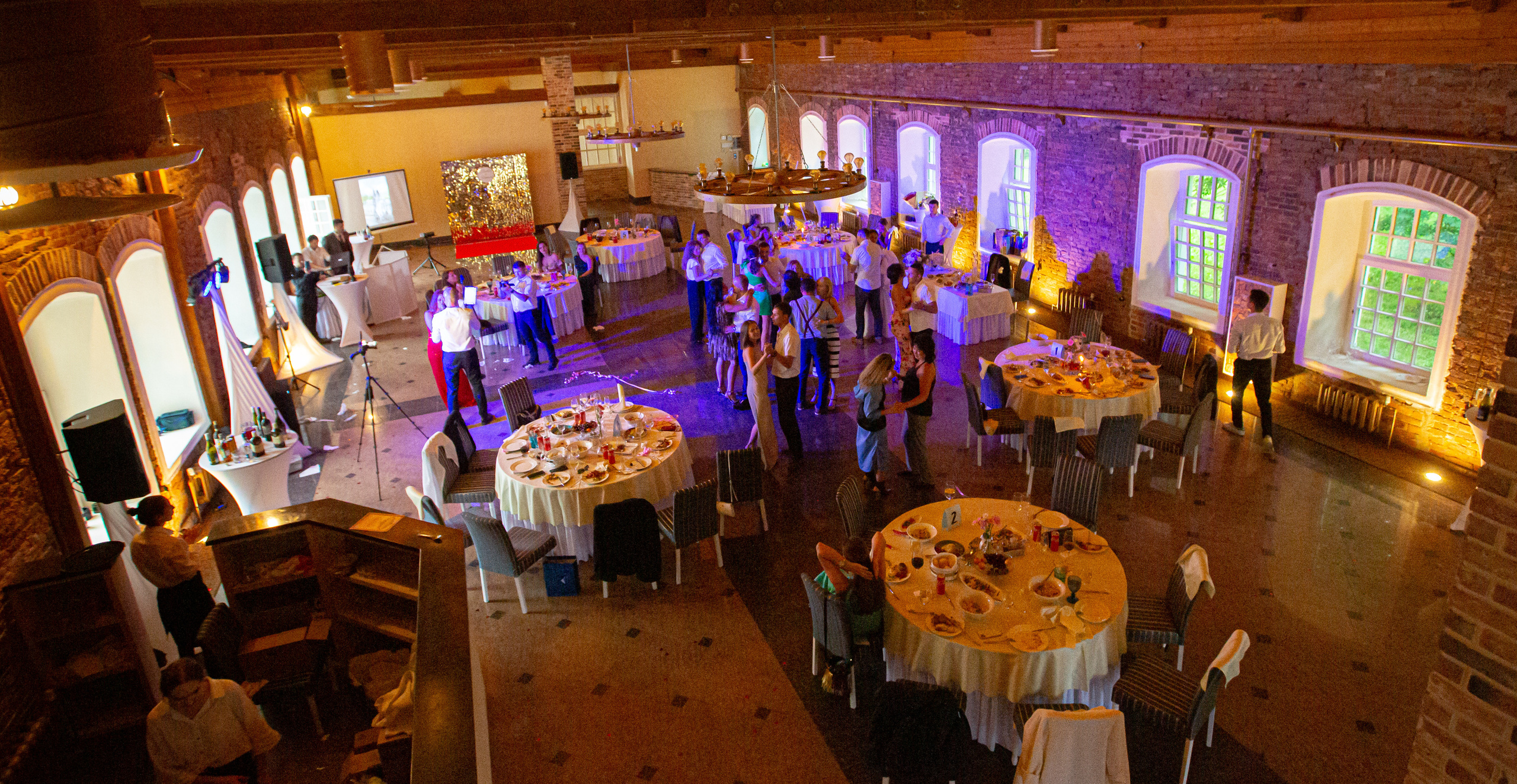 Свадебная фотосессия в Пушкине. Дворец бракосочетания № 3. Свадебный, семейный, детский фотограф в Санкт-Петербурге