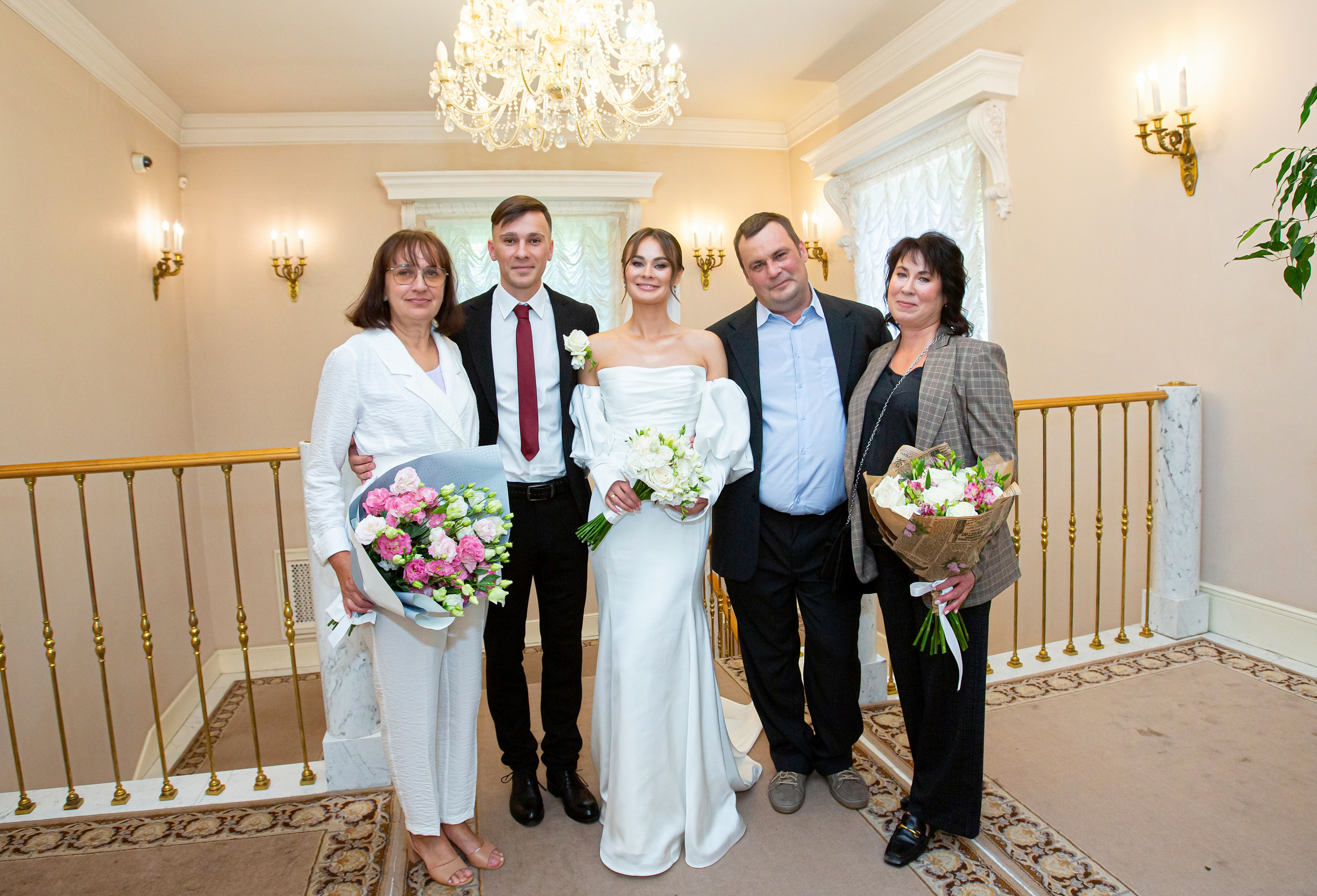 Свадебная фотосессия в Пушкине. Дворец бракосочетания № 3. Свадебный, семейный, детский фотограф в Санкт-Петербурге