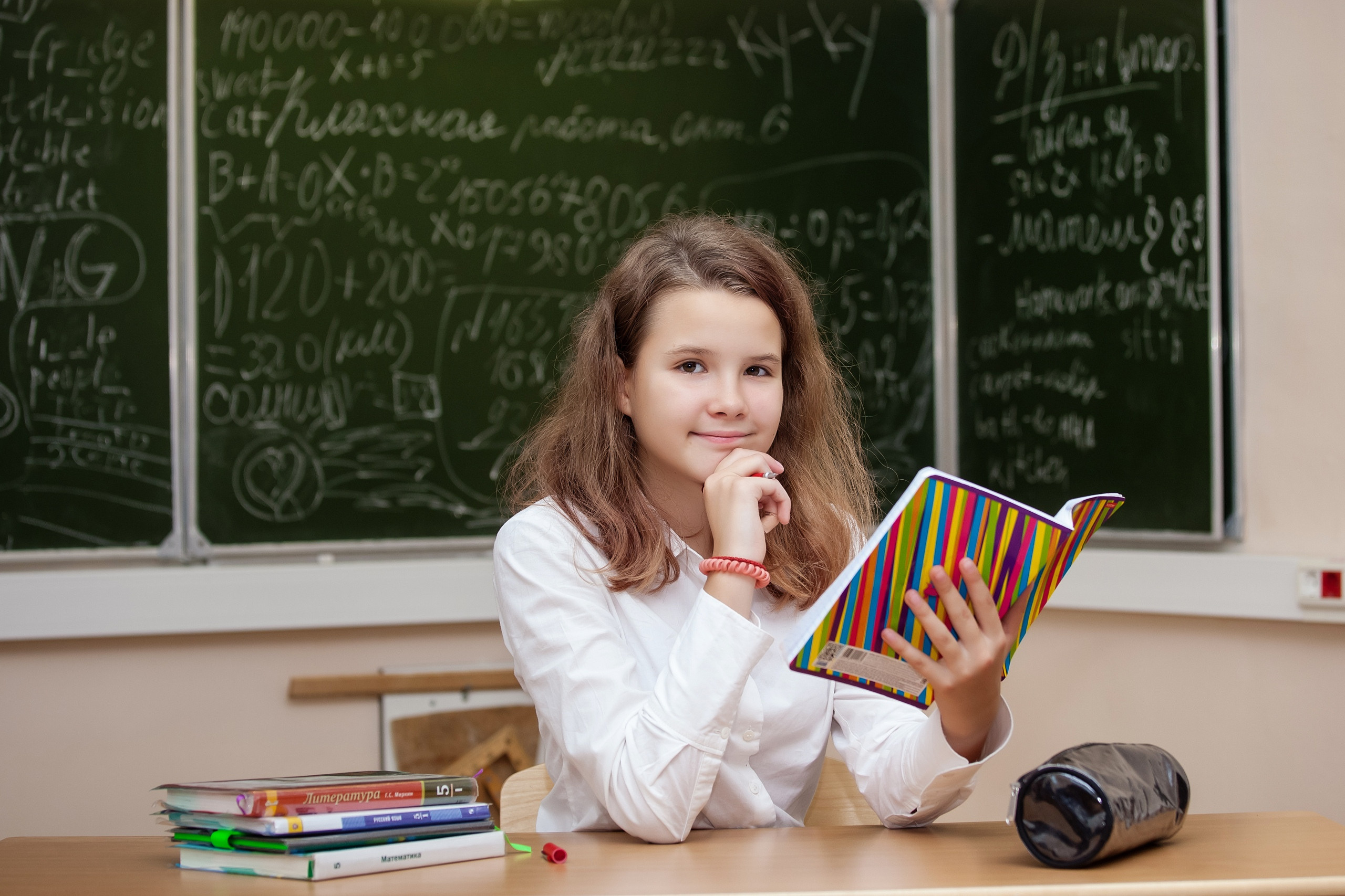 Фотосъёмка для выпускных альбомов из начальной школы. Свадебный, семейный, детский фотограф в Санкт-Петербурге