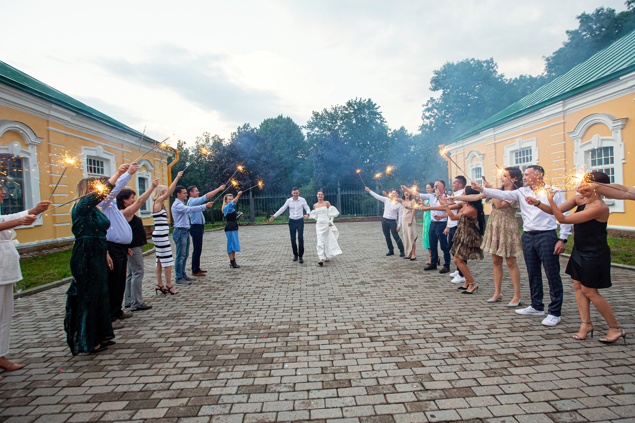 Свадебная фотосессия в Пушкине. Дворец бракосочетания № 3. Свадебный, семейный, детский фотограф в Санкт-Петербурге