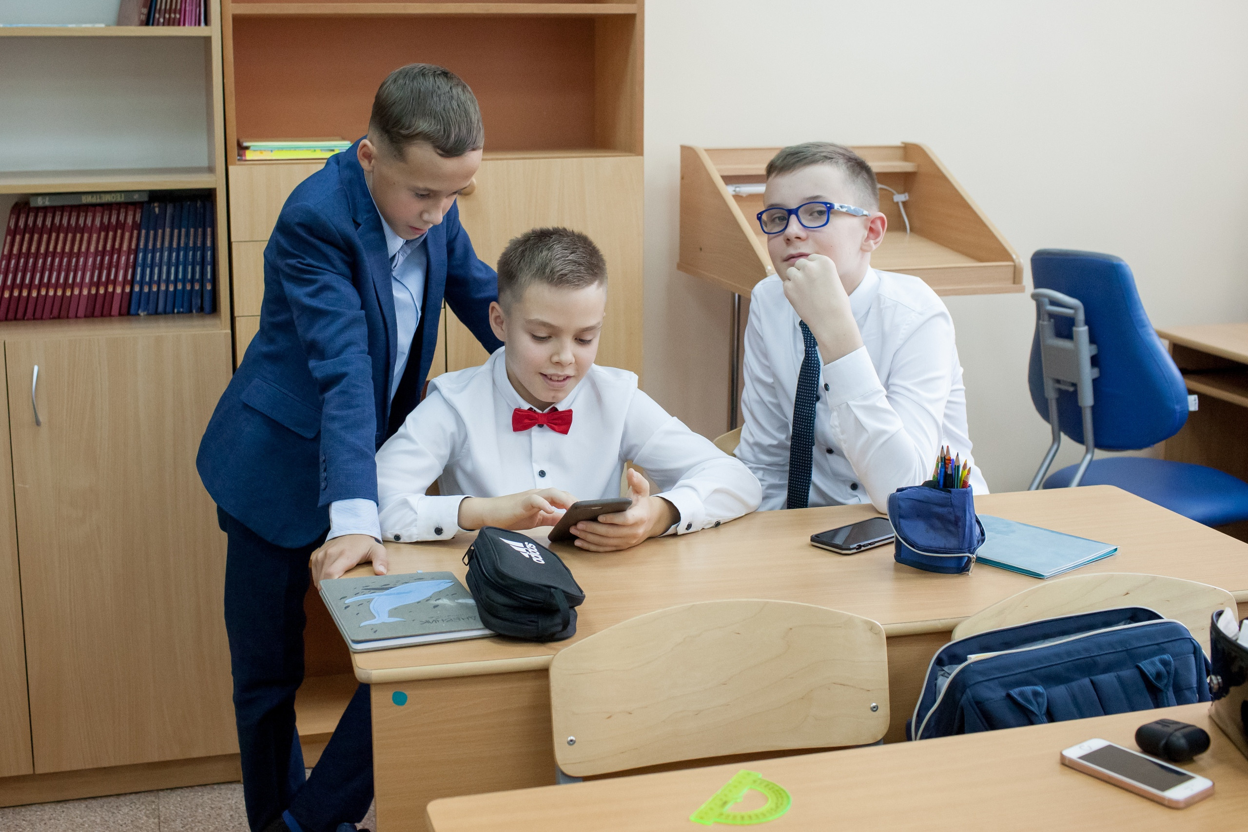 Фотосъёмка для выпускных альбомов из начальной школы. Свадебный, семейный, детский фотограф в Санкт-Петербурге