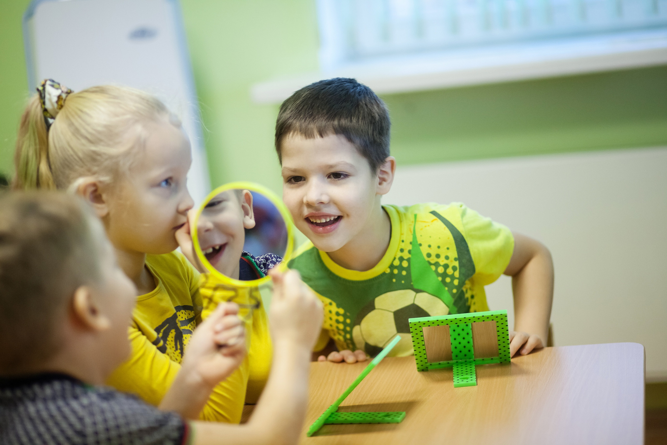 Фотография для выпускных альбомов в детском саду в выпускной группе в подготовительной группе детей фотограф для выпускных альбомов фото детей в группе мастер-класс детский портрет