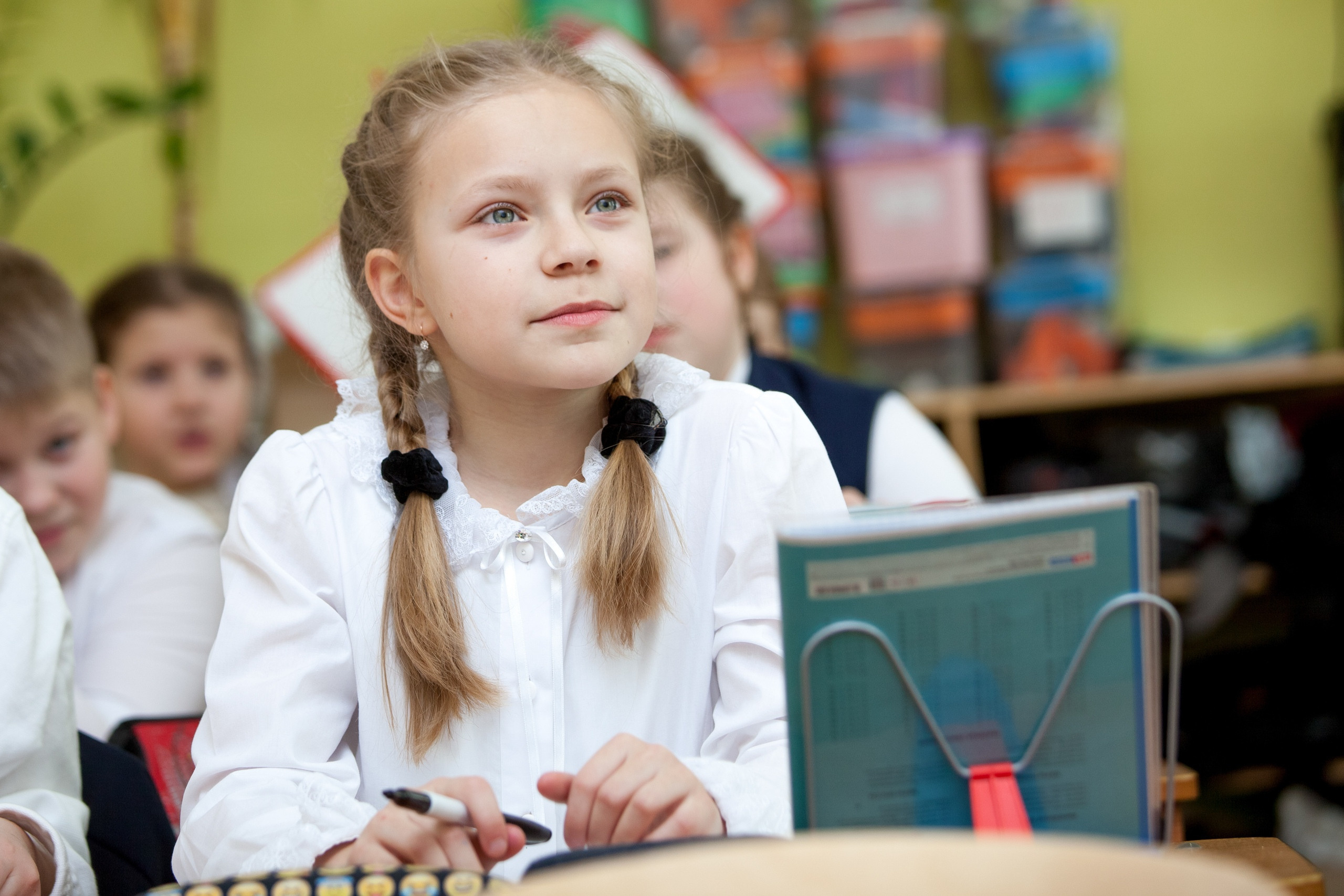 Фотосъёмка для выпускных альбомов из начальной школы. Свадебный, семейный, детский фотограф в Санкт-Петербурге