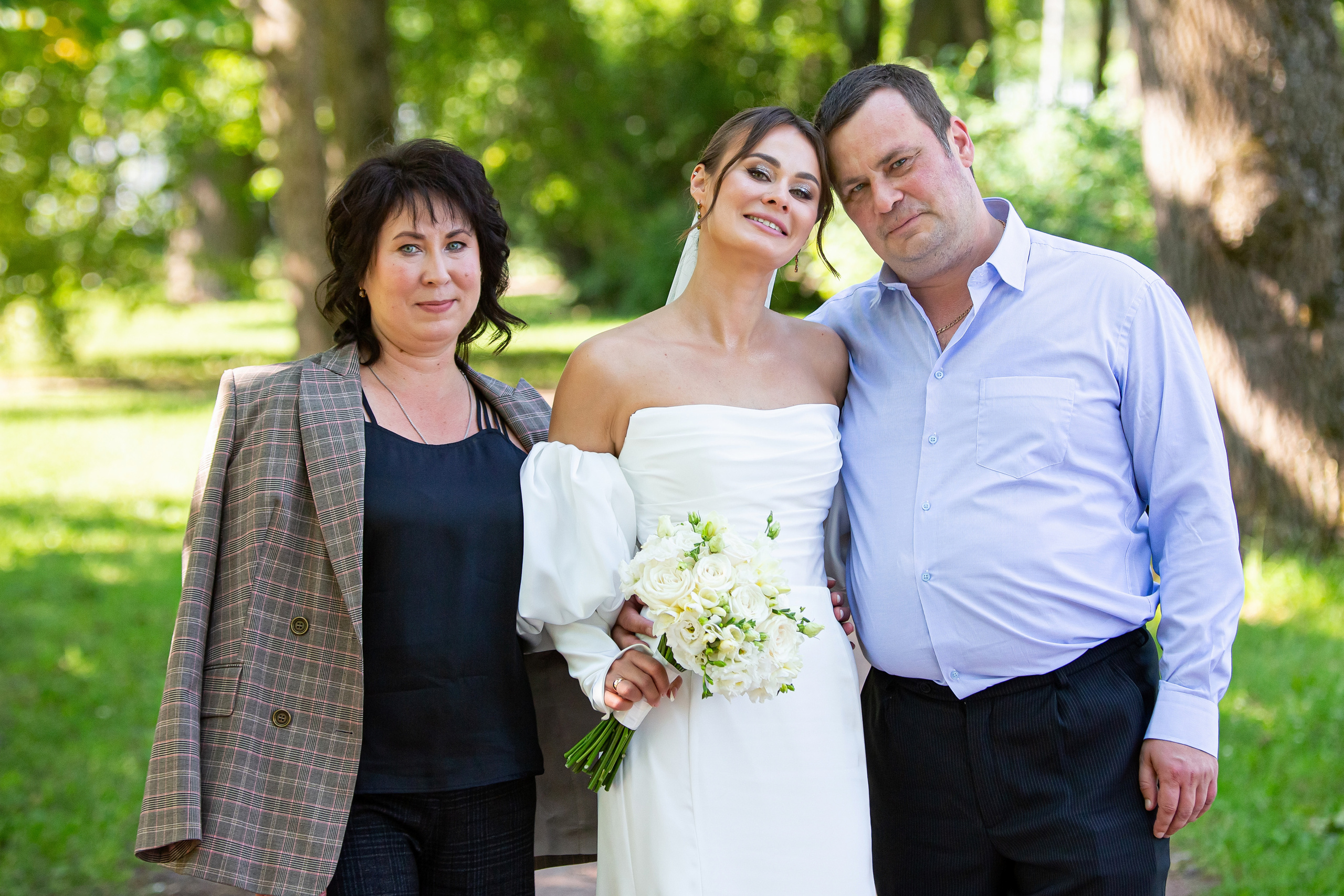 Свадебная фотосессия в Пушкине. Дворец бракосочетания № 3. Свадебный, семейный, детский фотограф в Санкт-Петербурге