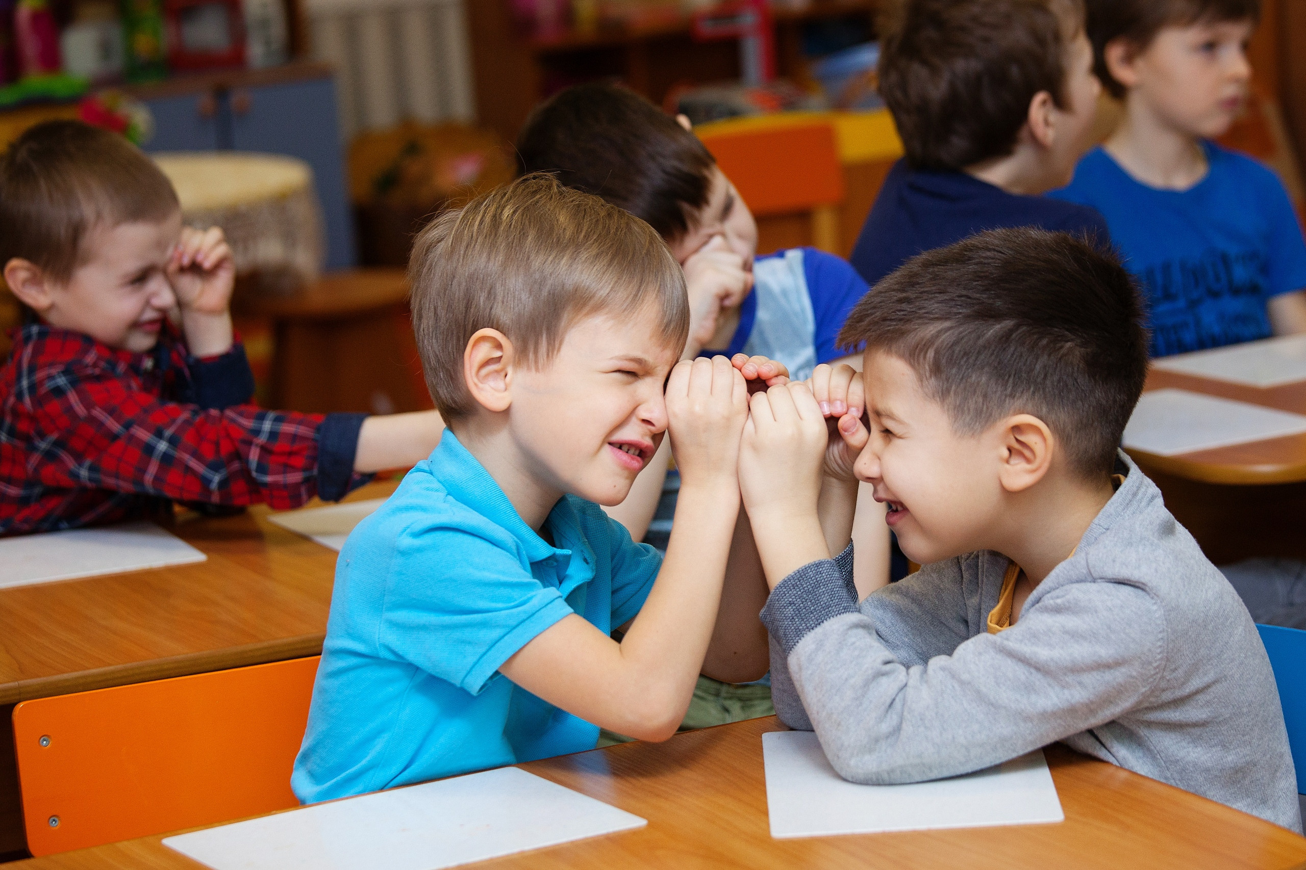 Фотография для выпускных альбомов в детском саду в выпускной группе в подготовительной группе детей фотограф для выпускных альбомов фото детей в группе мастер-класс детский портрет
