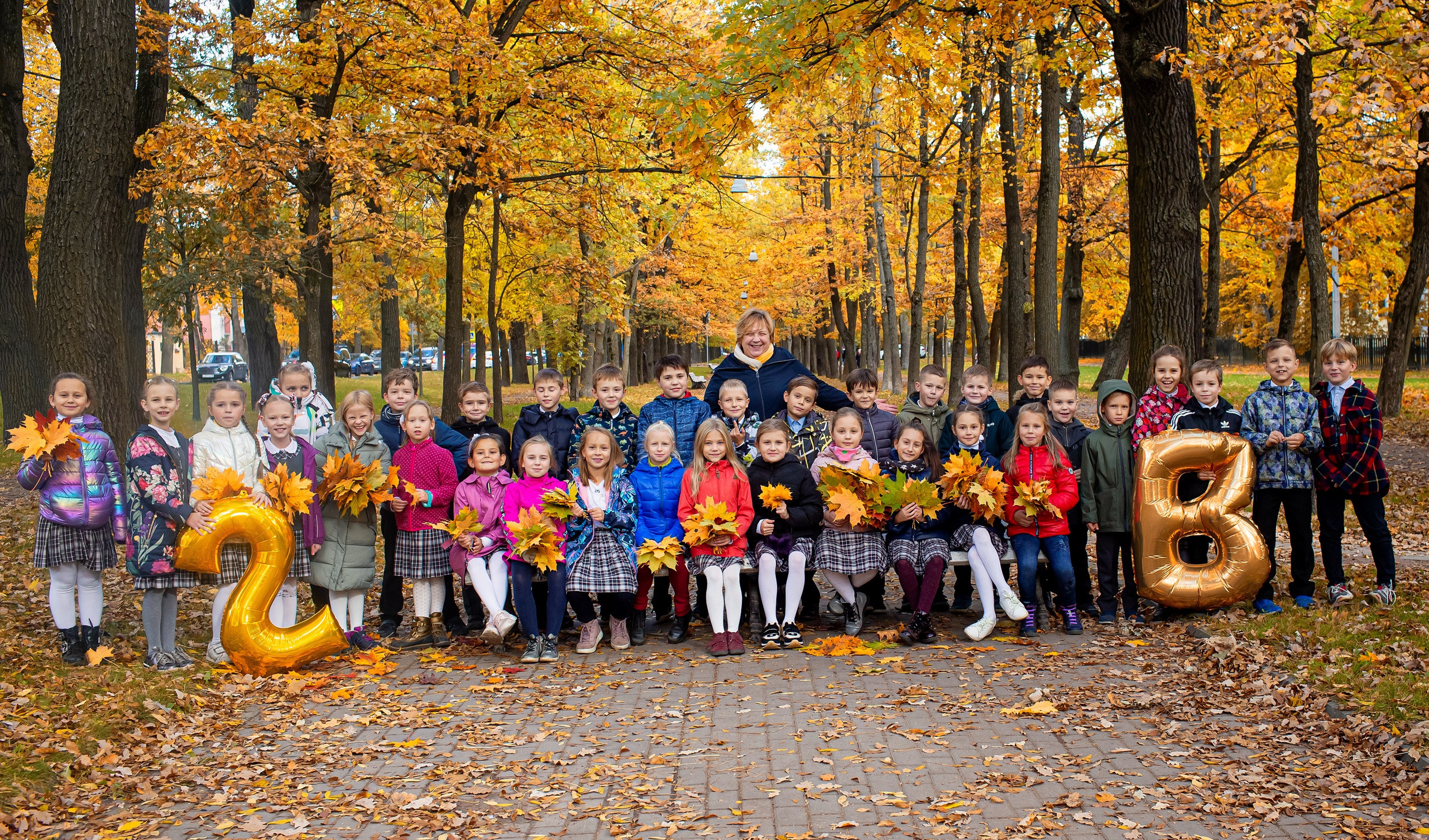 Фотосъёмка для выпускных альбомов из начальной школы. Свадебный, семейный, детский фотограф в Санкт-Петербурге