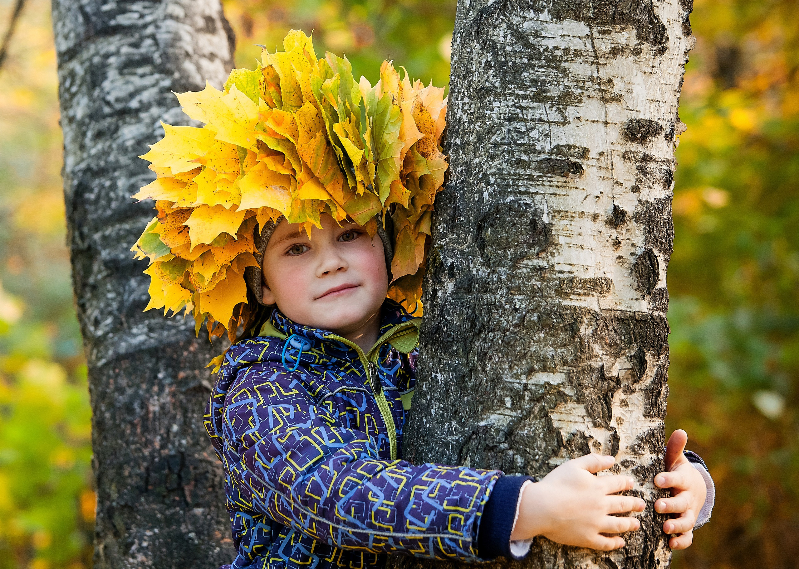 Фотография для выпускных альбомов в детском саду в выпускной группе в подготовительной группе осенняя фотография ребенка