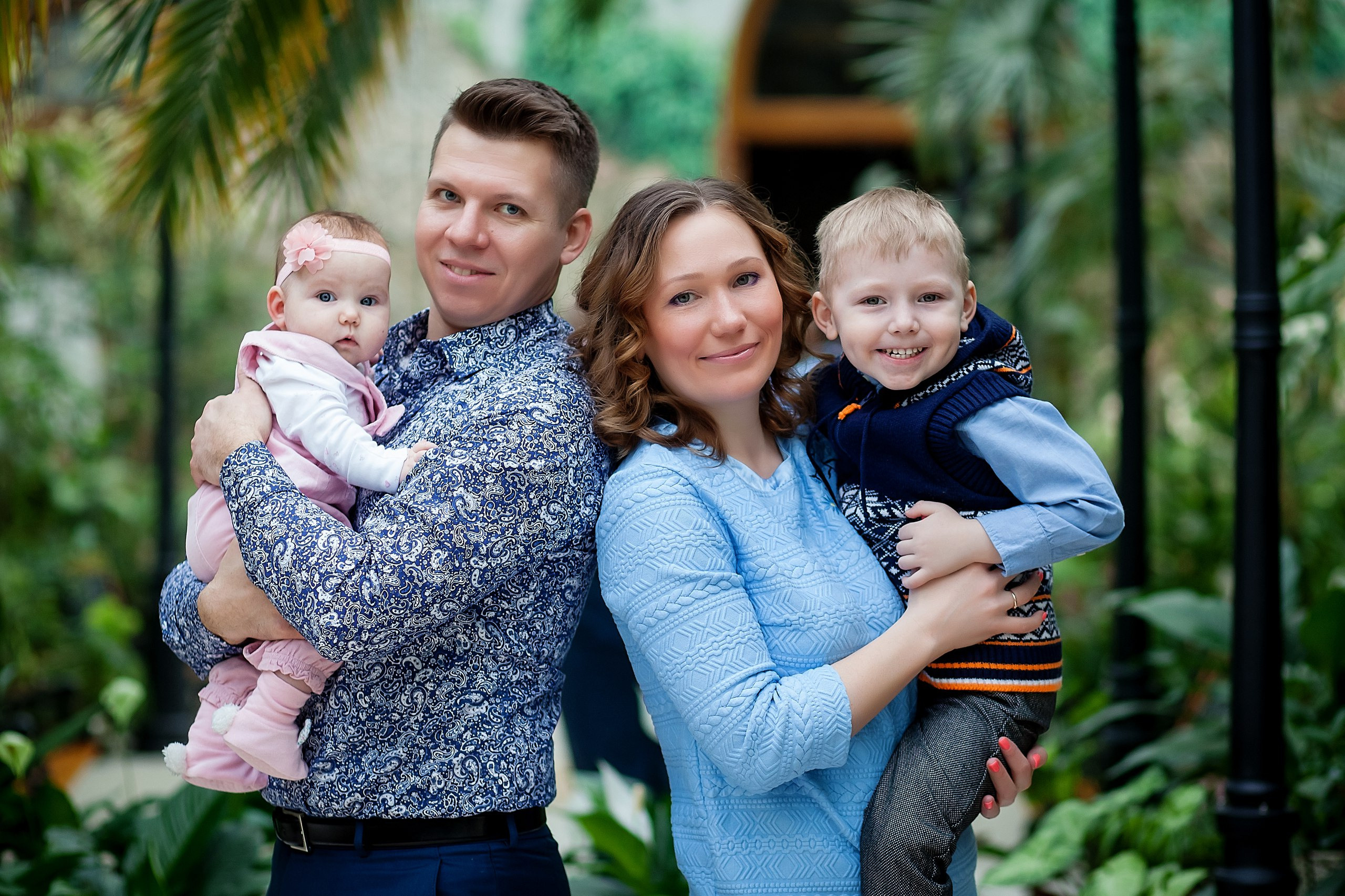 Торжественная регистрация в доме малютки. Свадебный, семейный, детский фотограф в Санкт-Петербурге