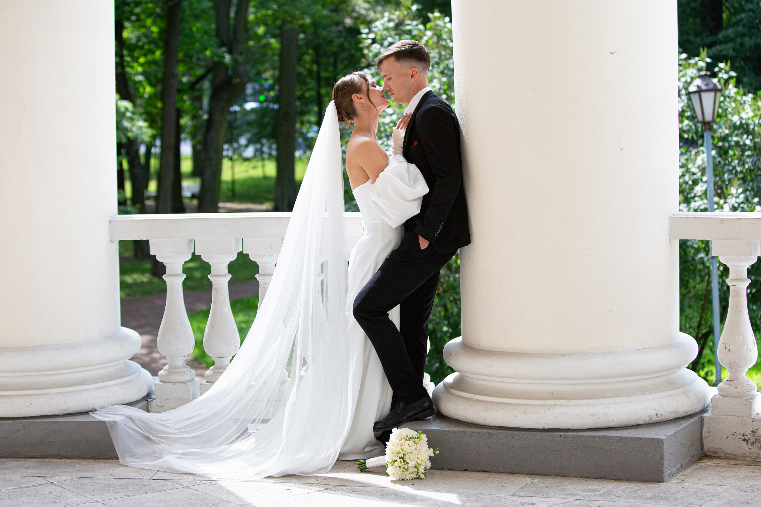 Свадебная фотосессия в Пушкине. Дворец бракосочетания № 3. Свадебный, семейный, детский фотограф в Санкт-Петербурге