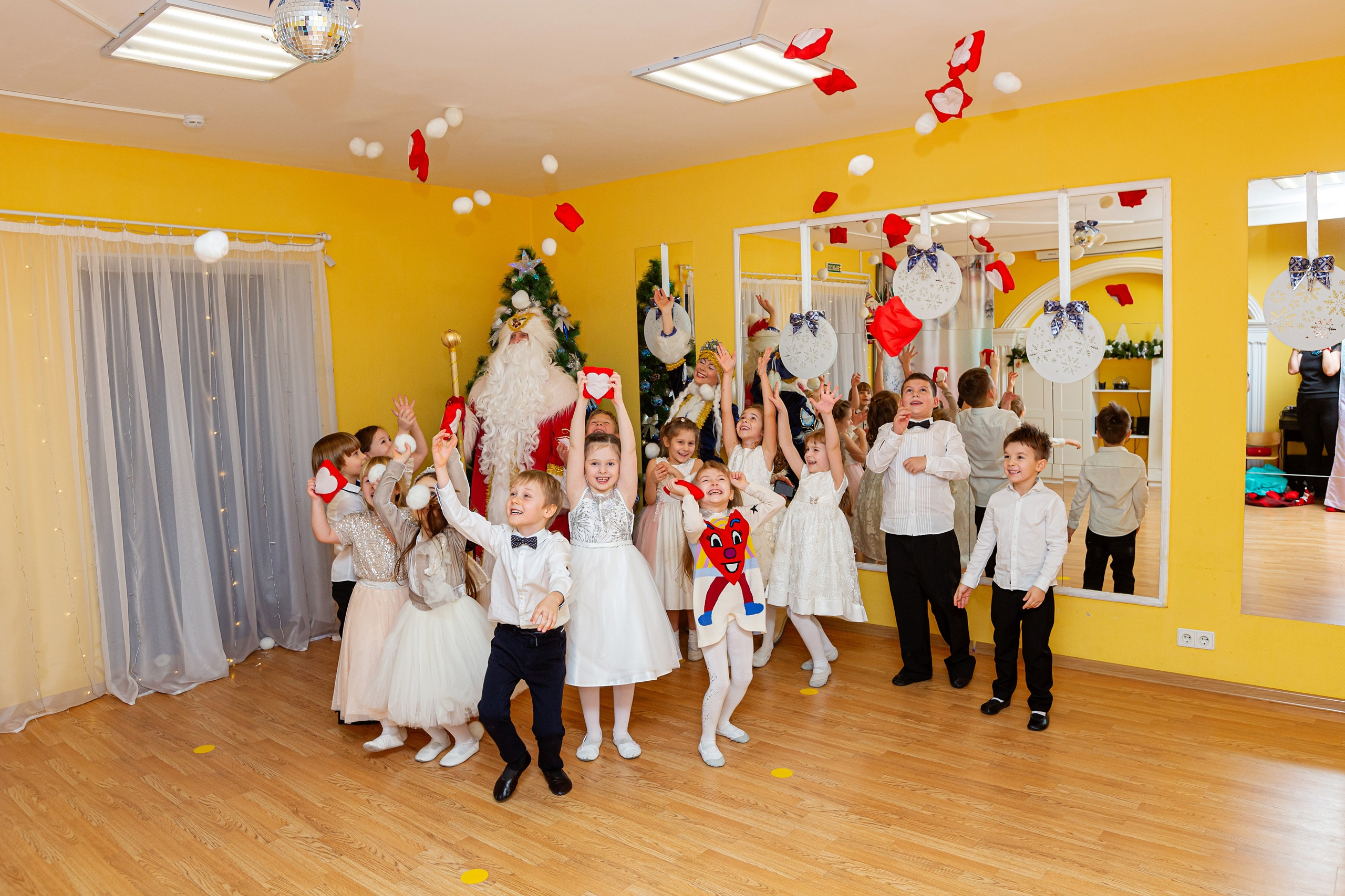 Новый год в детском саду. Свадебный, семейный, детский фотограф в Санкт-Петербурге