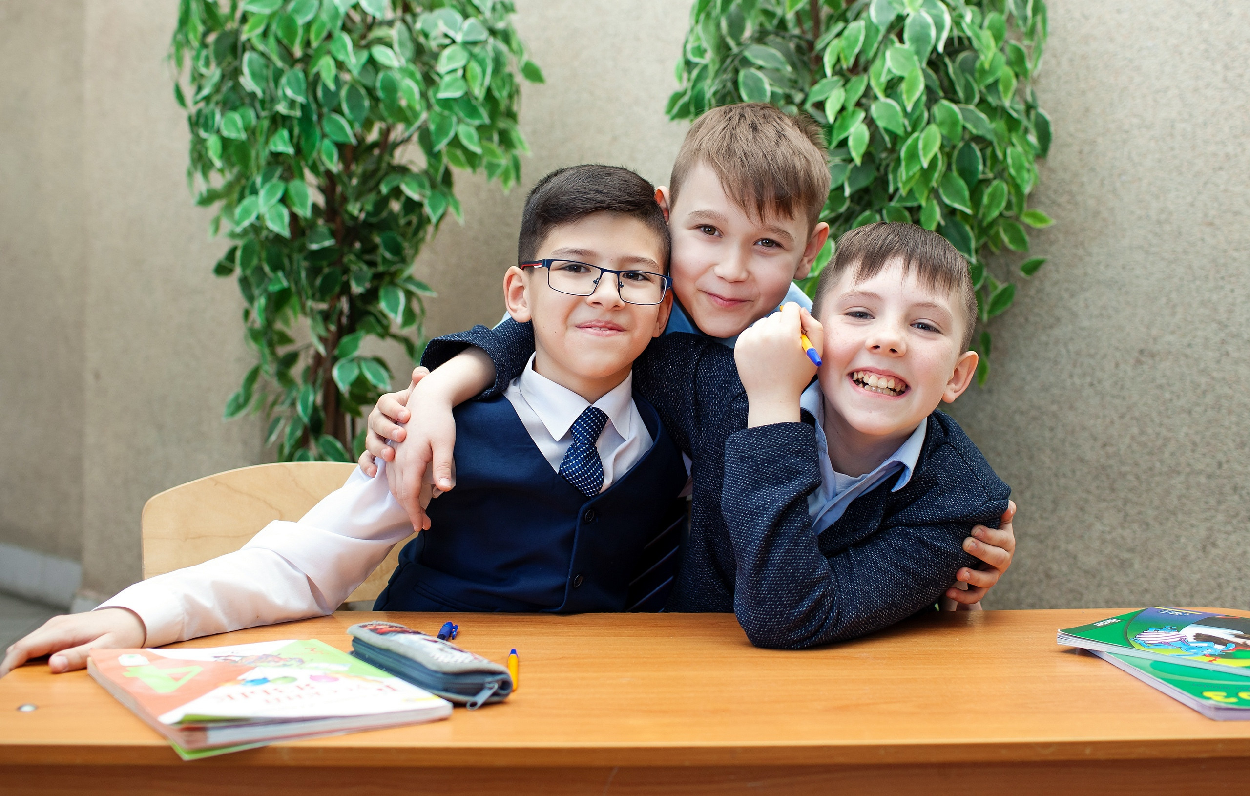 Фотосъёмка для выпускных альбомов из начальной школы. Свадебный, семейный, детский фотограф в Санкт-Петербурге