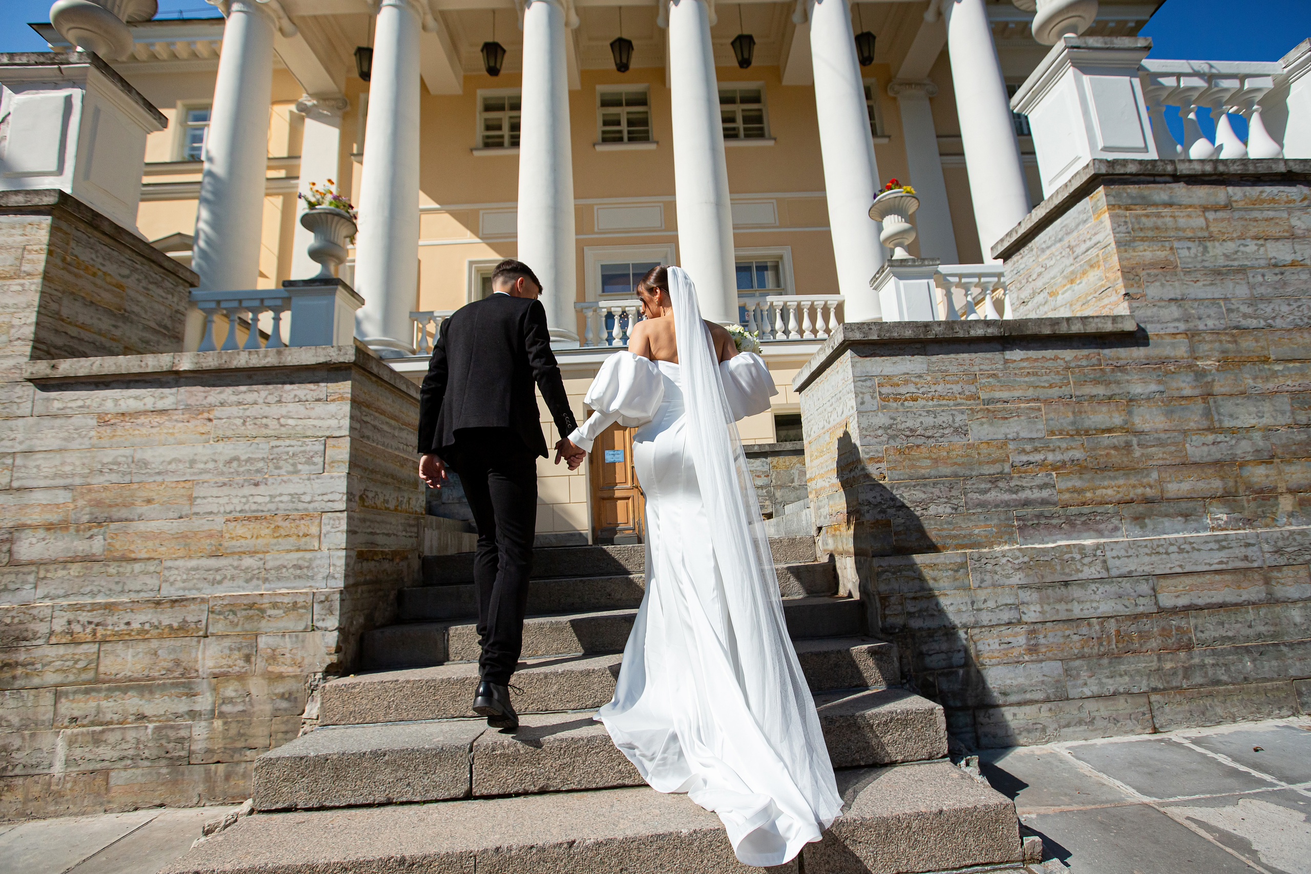 Свадебная фотосессия в Пушкине. Дворец бракосочетания № 3. Свадебный, семейный, детский фотограф в Санкт-Петербурге