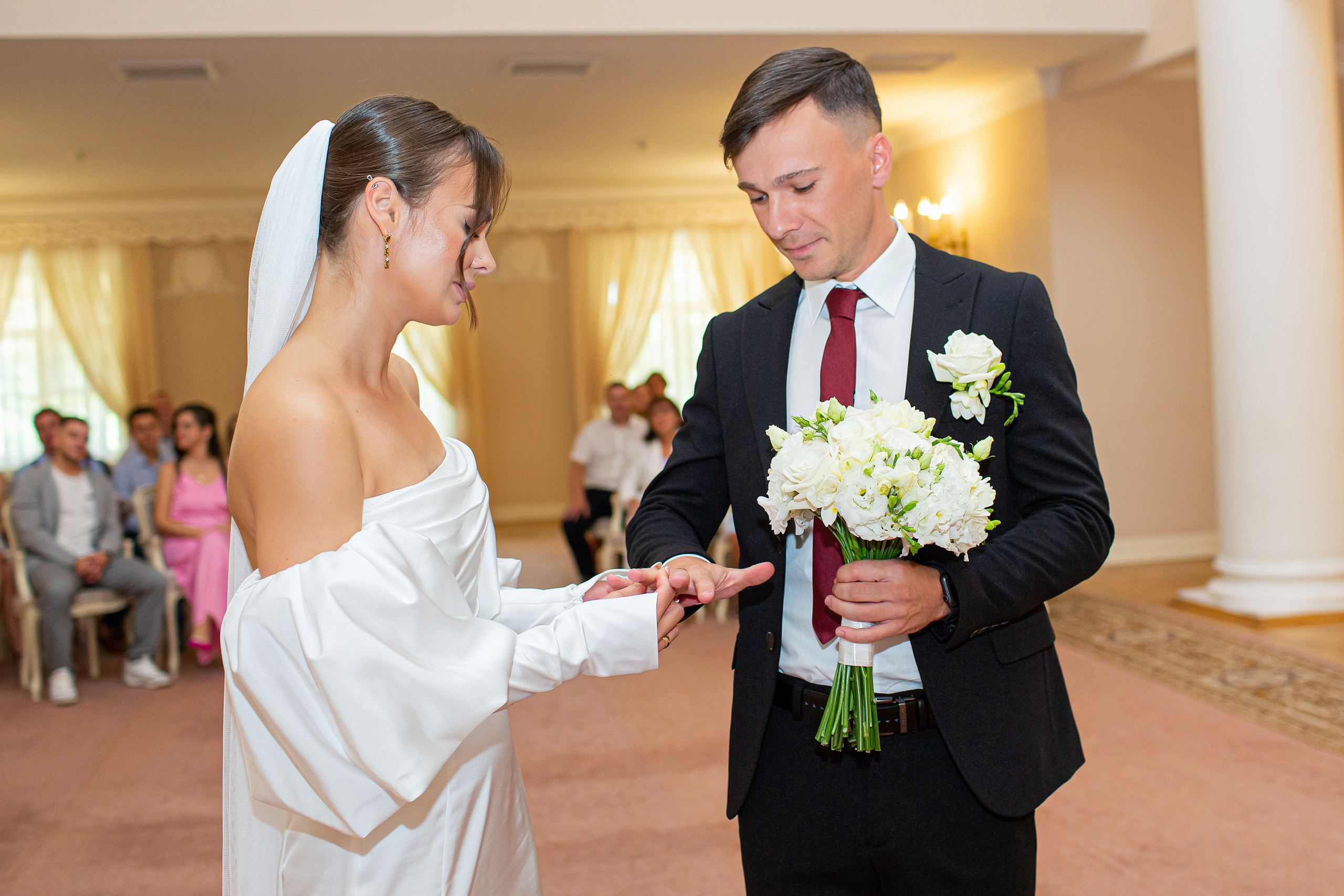 Свадебная фотосессия в Пушкине. Дворец бракосочетания № 3. Свадебный, семейный, детский фотограф в Санкт-Петербурге